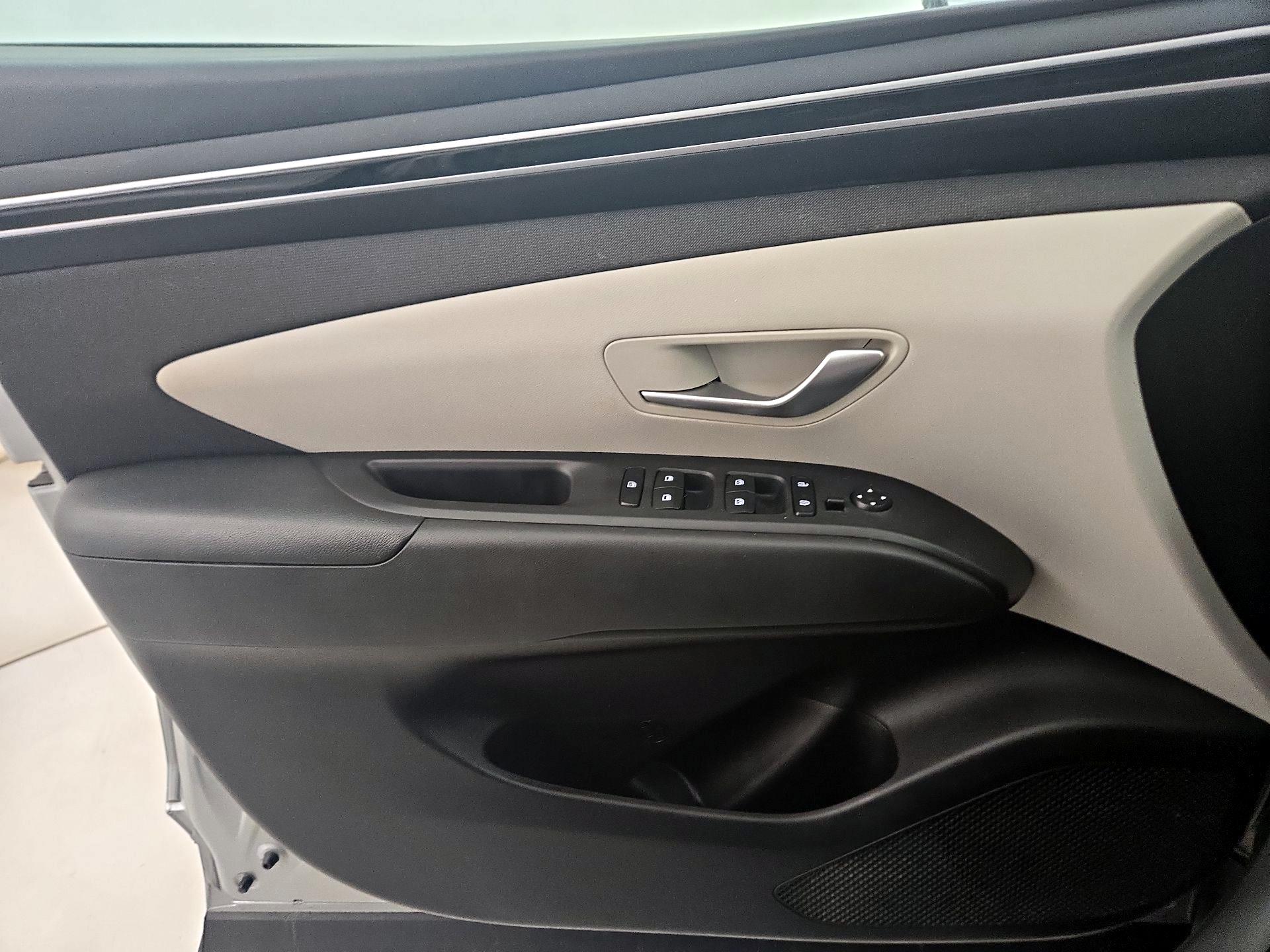Thumbnail: 2023 Hyundai Tucson - 12