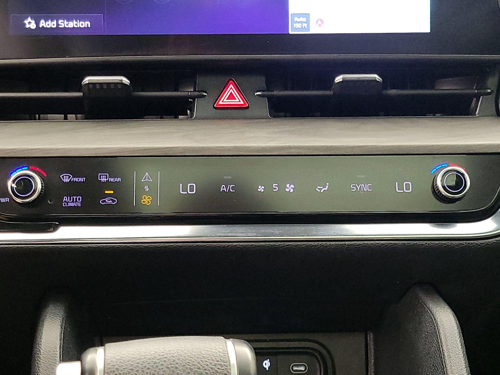 Thumbnail: 2023 Kia Sportage - 17