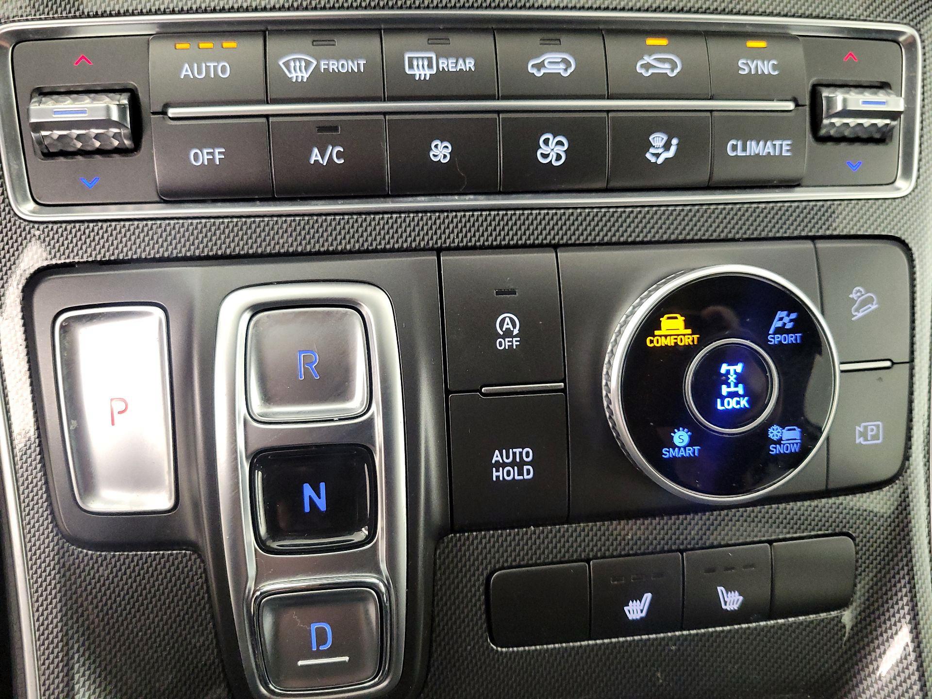 Thumbnail: 2023 Hyundai Santa Fe - 17