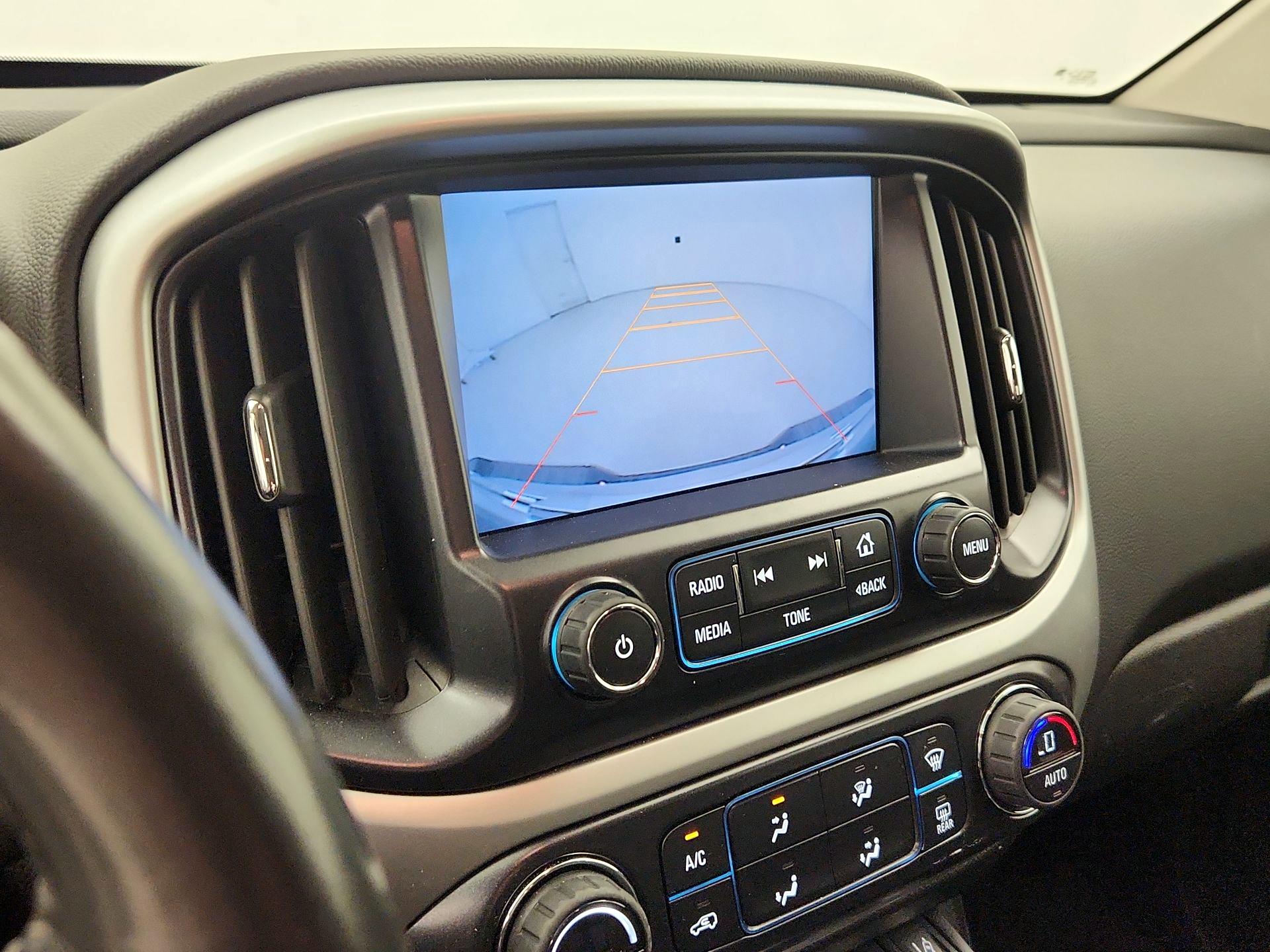 Thumbnail: 2015 Chevrolet Colorado - 15