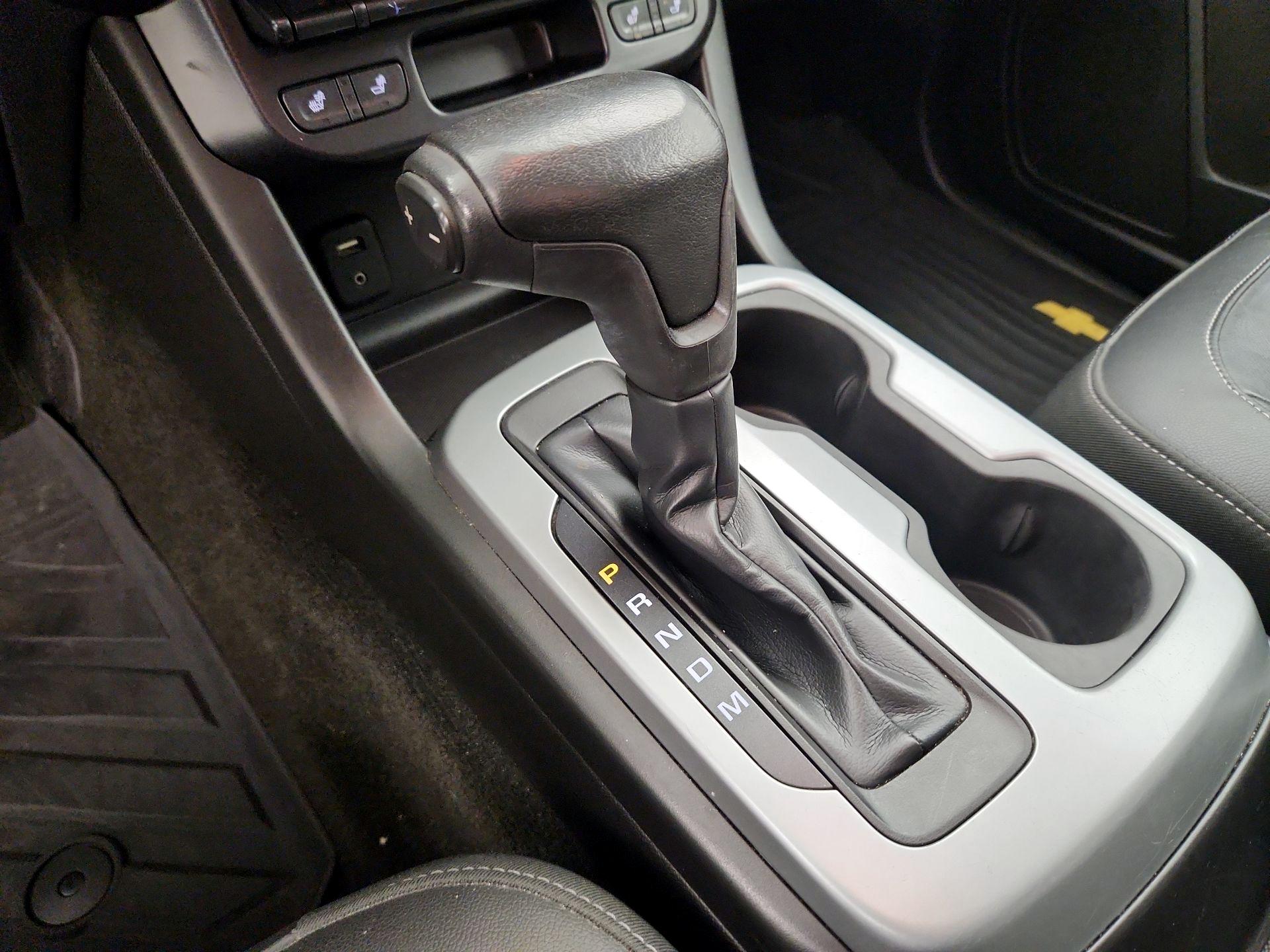 Thumbnail: 2015 Chevrolet Colorado - 18