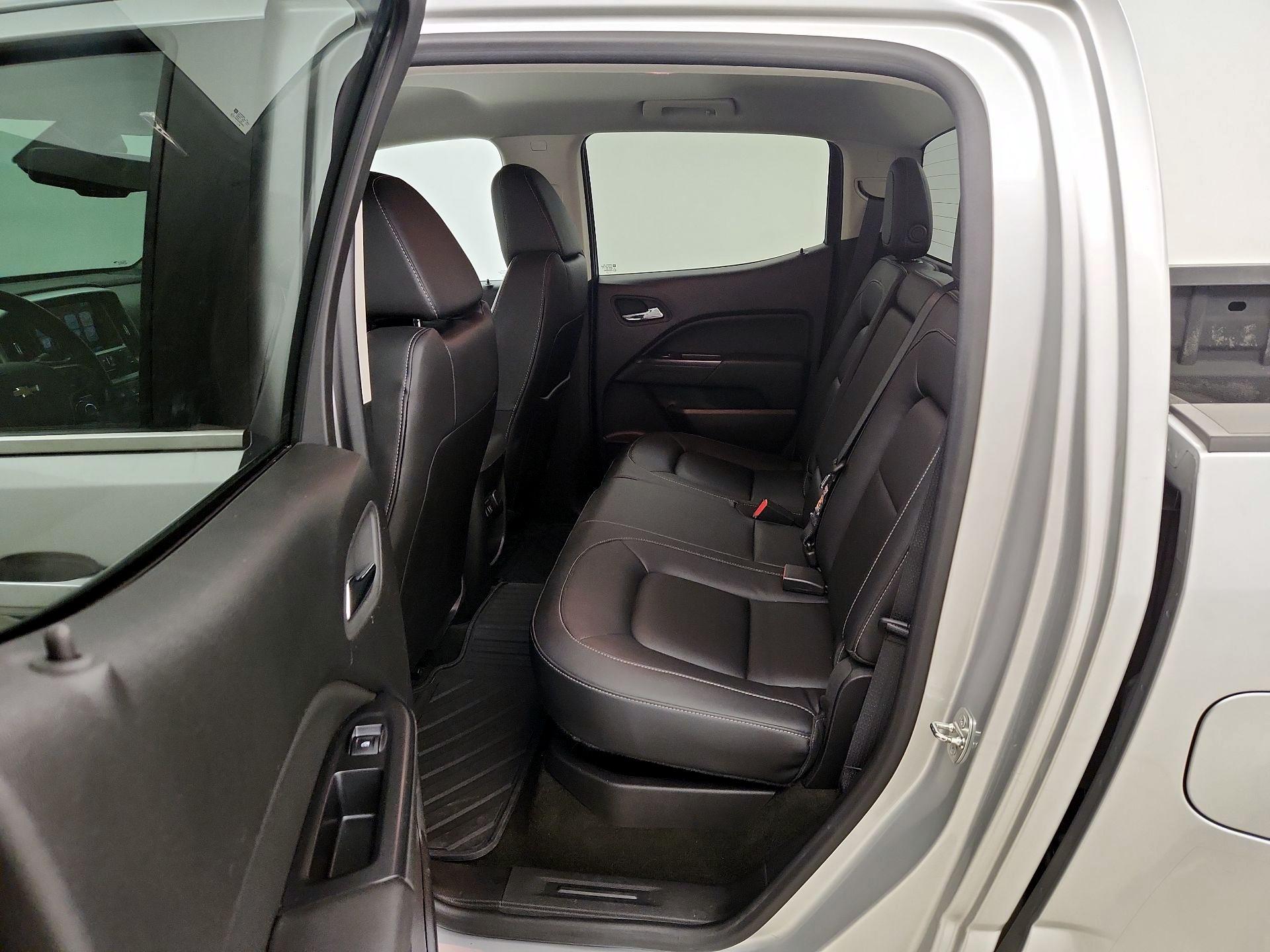 Thumbnail: 2015 Chevrolet Colorado - 20