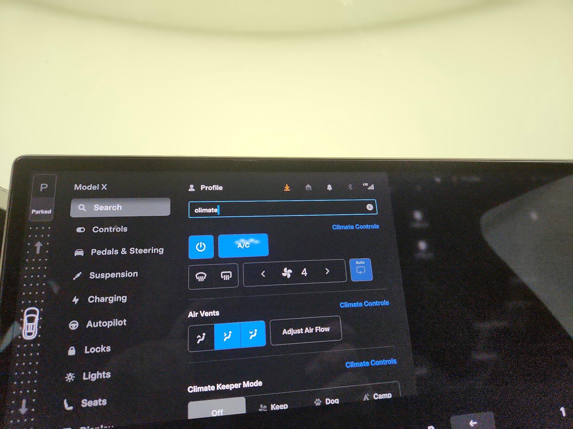 Thumbnail: 2023 Tesla Model X - 16