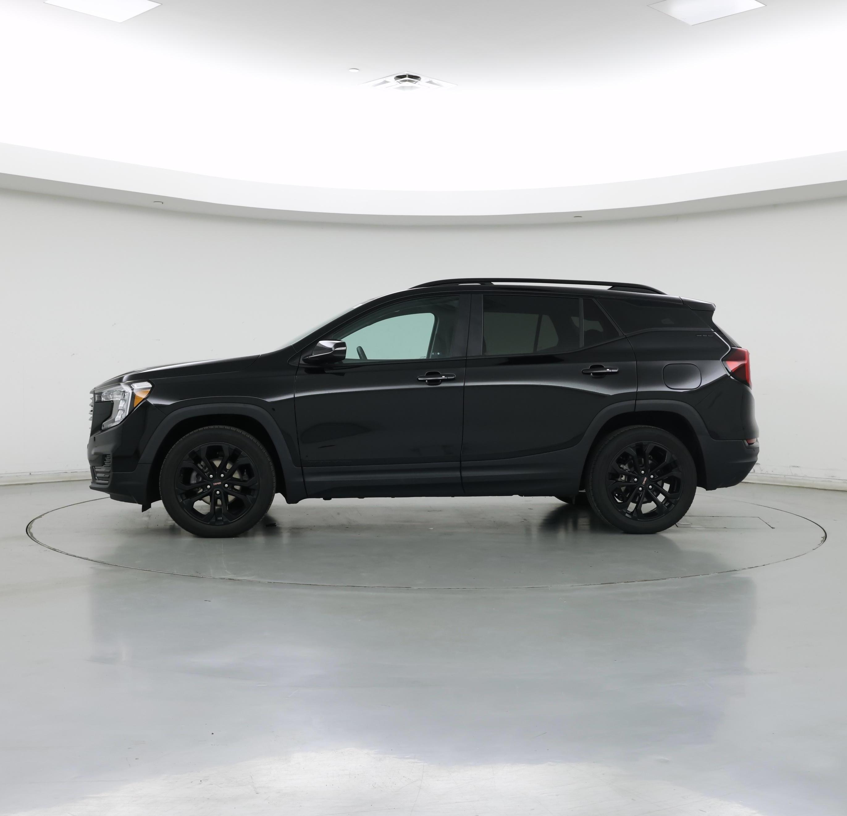Thumbnail: 2022 GMC Terrain - 3