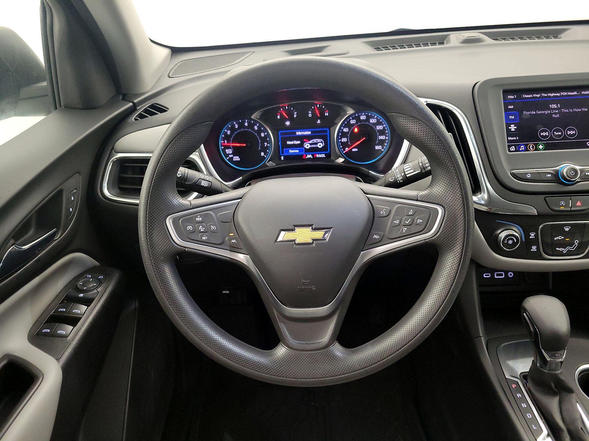 Thumbnail: 2022 Chevrolet Equinox - 10