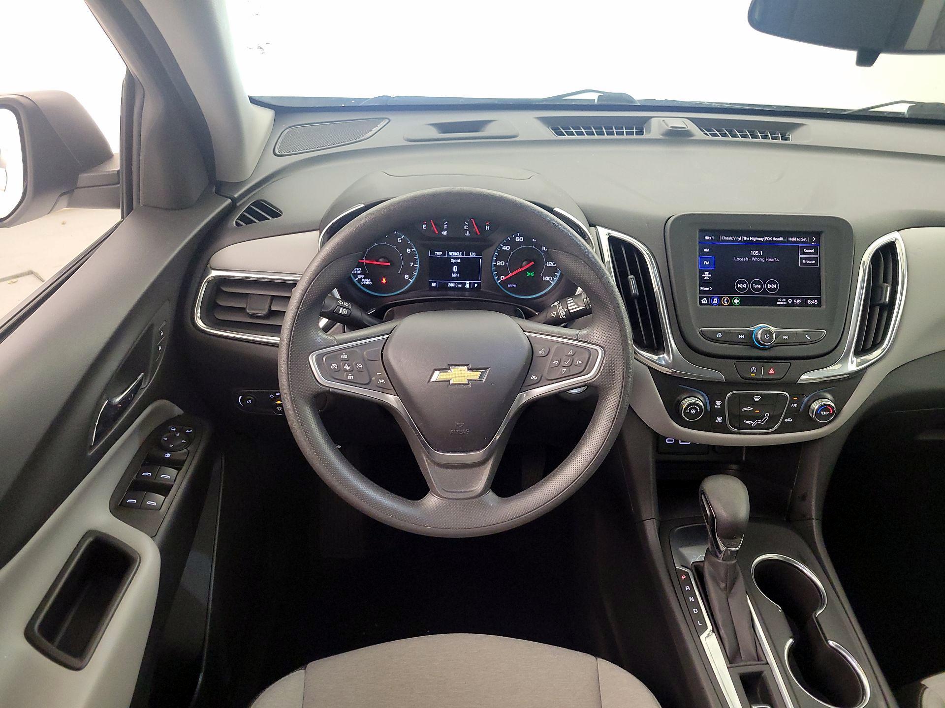 Thumbnail: 2022 Chevrolet Equinox - 10