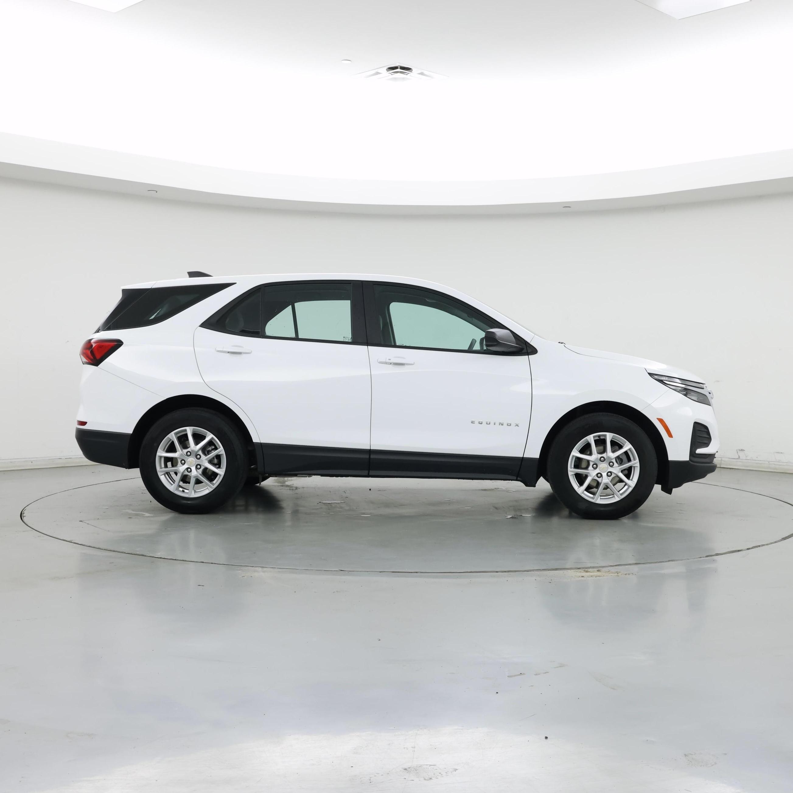 Thumbnail: 2022 Chevrolet Equinox - 7