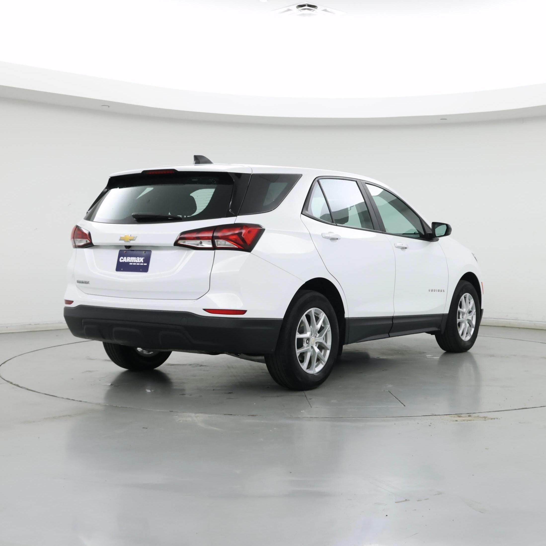 Thumbnail: 2022 Chevrolet Equinox - 8