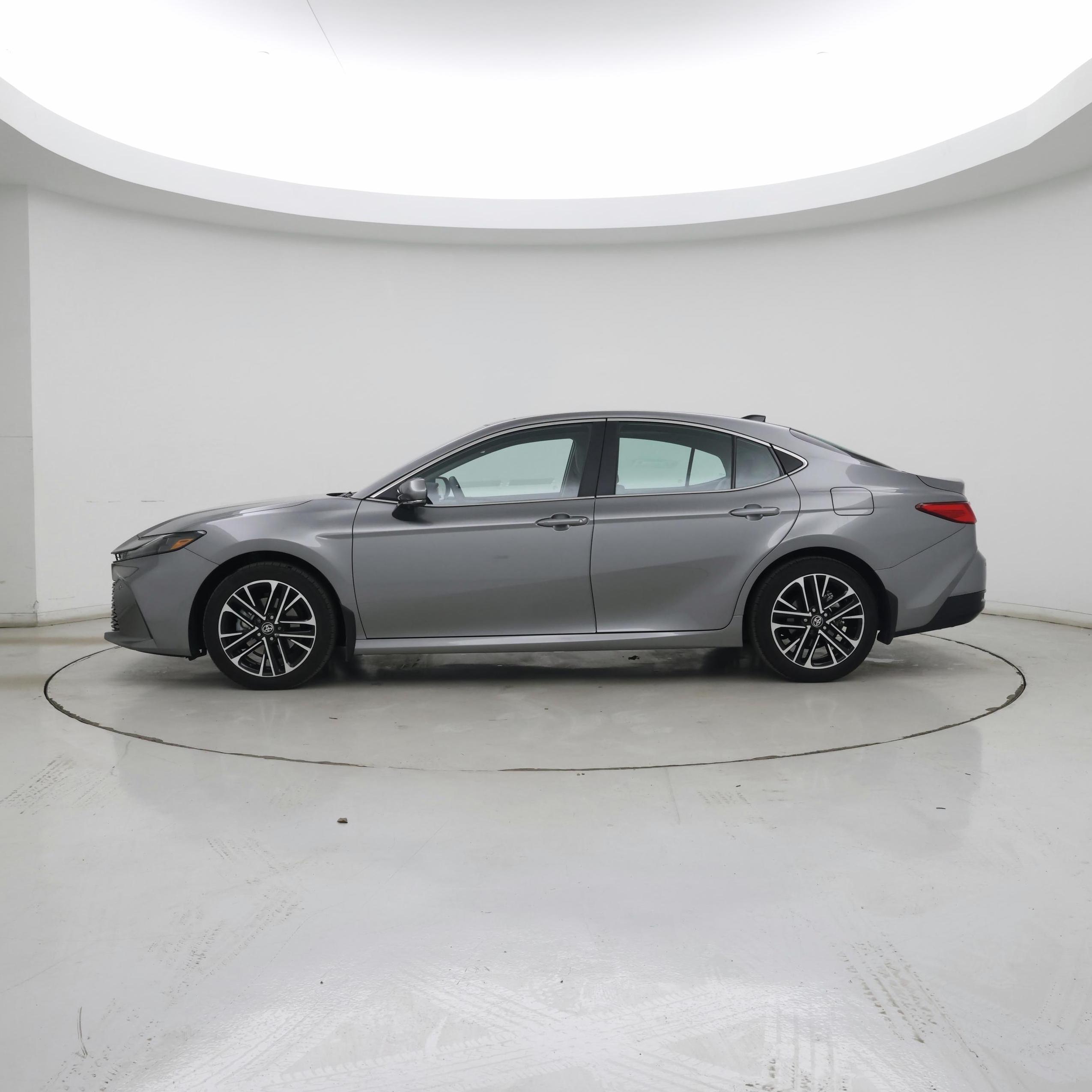 Thumbnail: 2026 Toyota Camry - 3