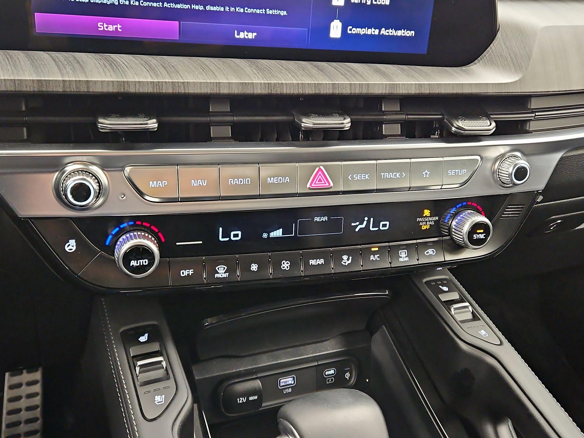 Thumbnail: 2024 Kia Telluride - 17