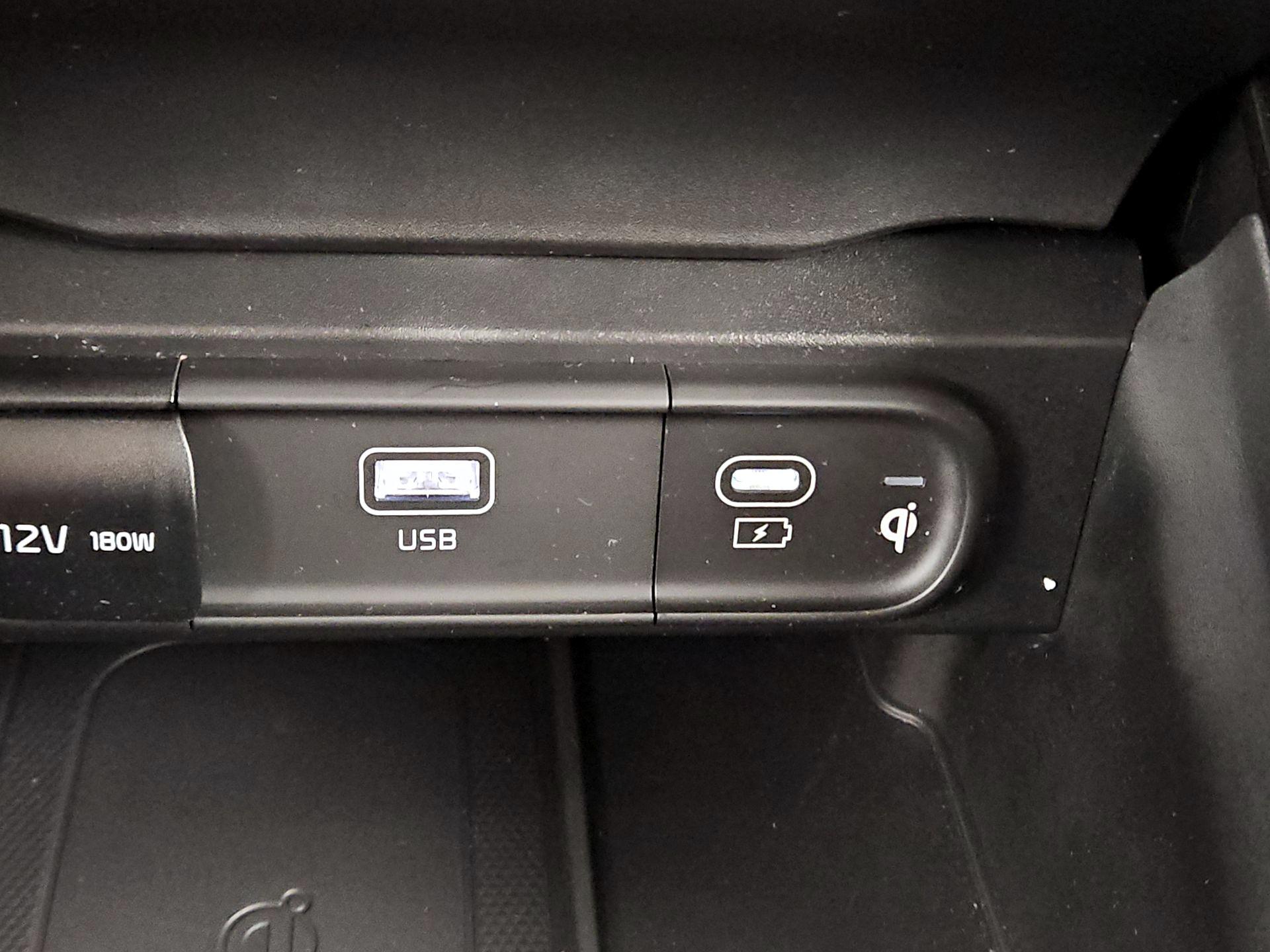 Thumbnail: 2024 Kia Telluride - 19