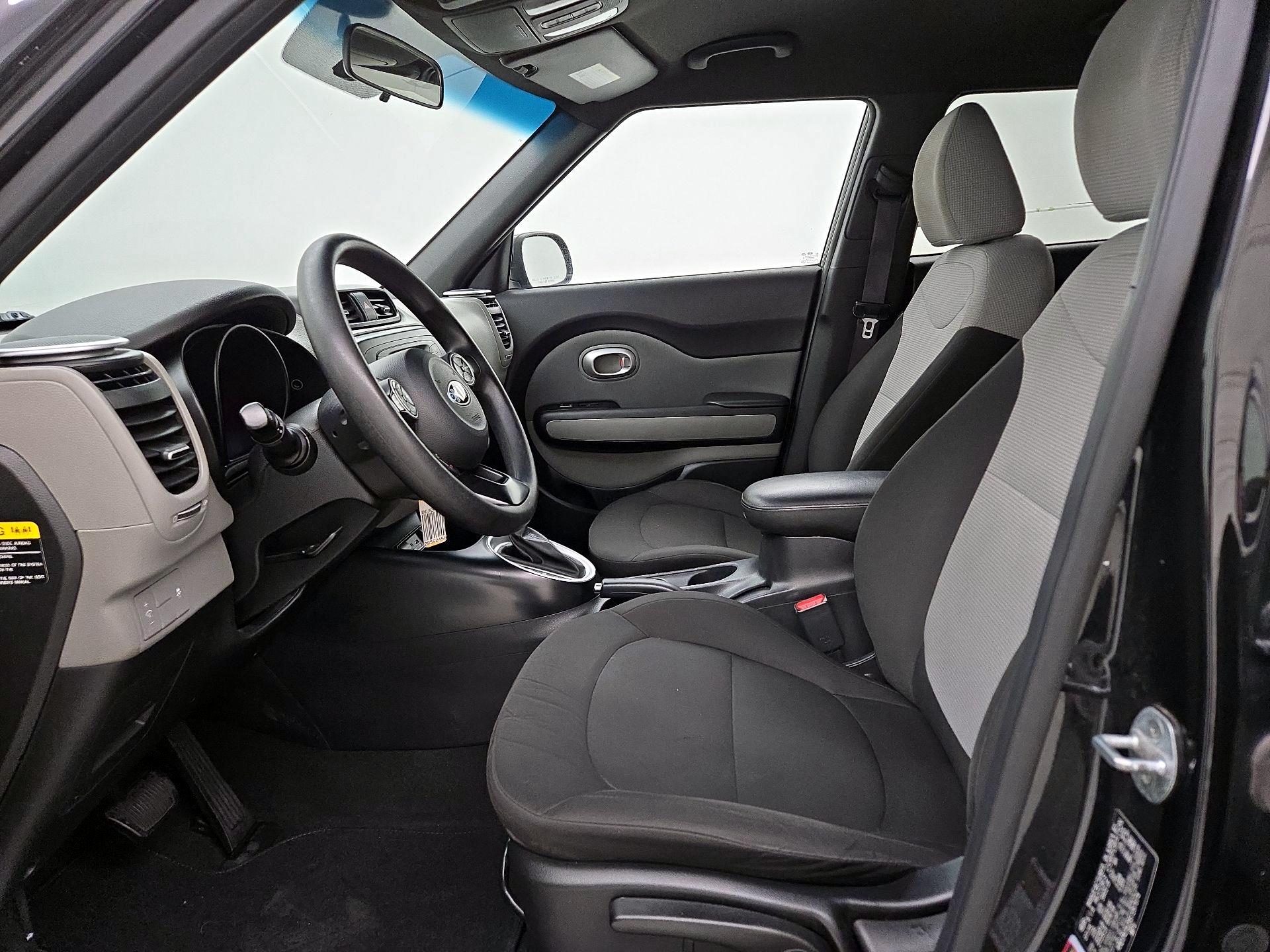 Thumbnail: 2016 Kia Soul - 11