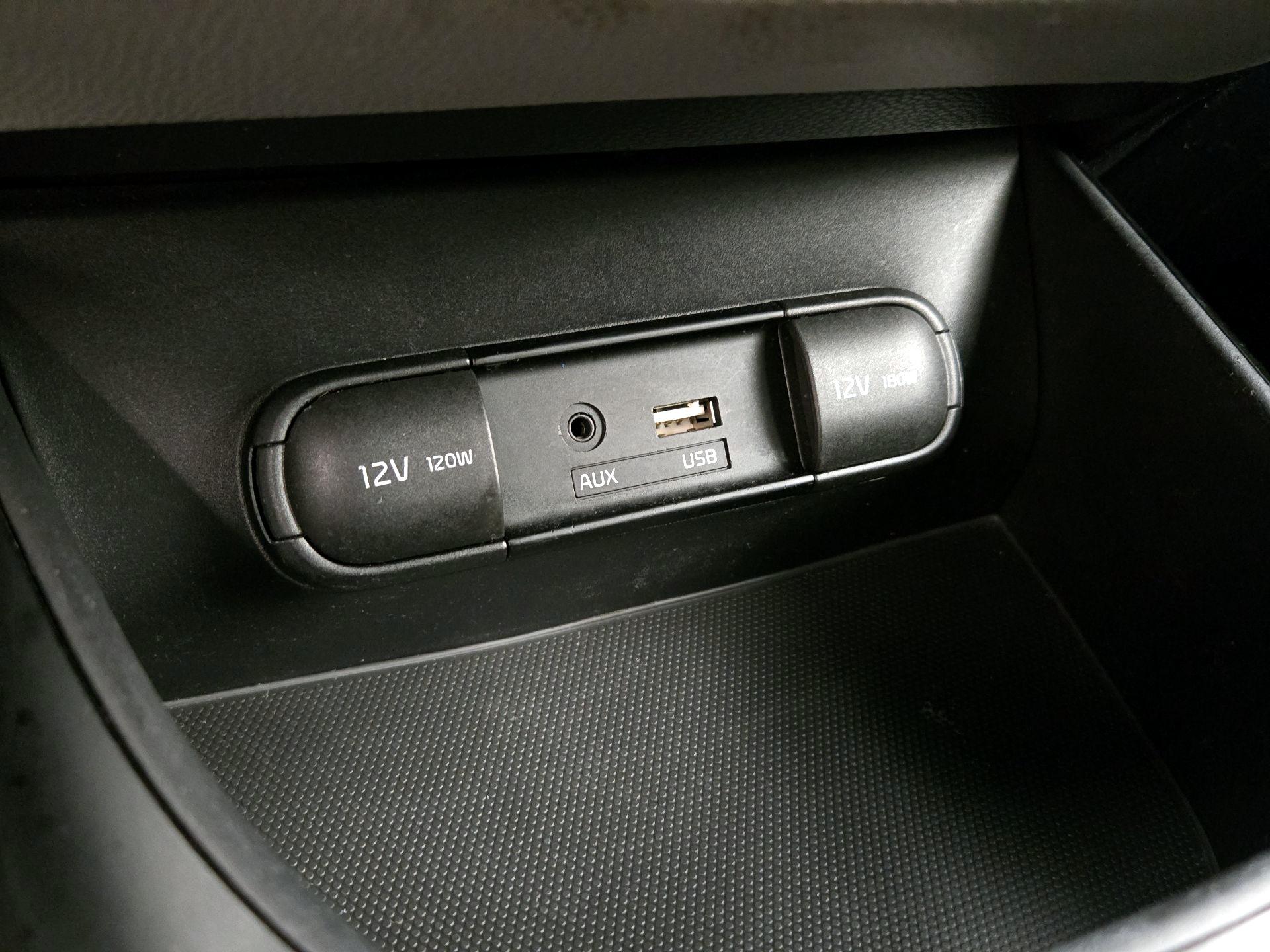 Thumbnail: 2016 Kia Soul - 17