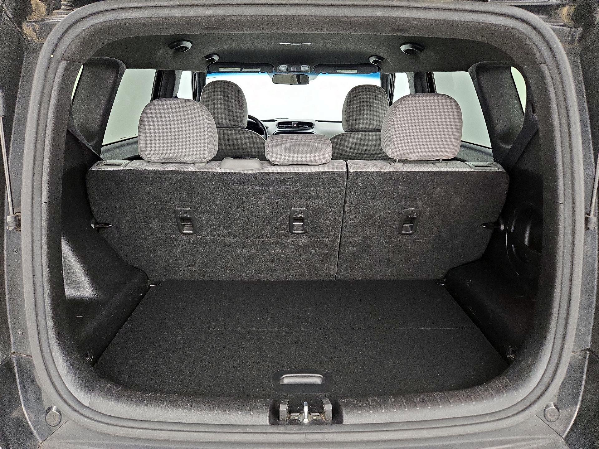 Thumbnail: 2016 Kia Soul - 19