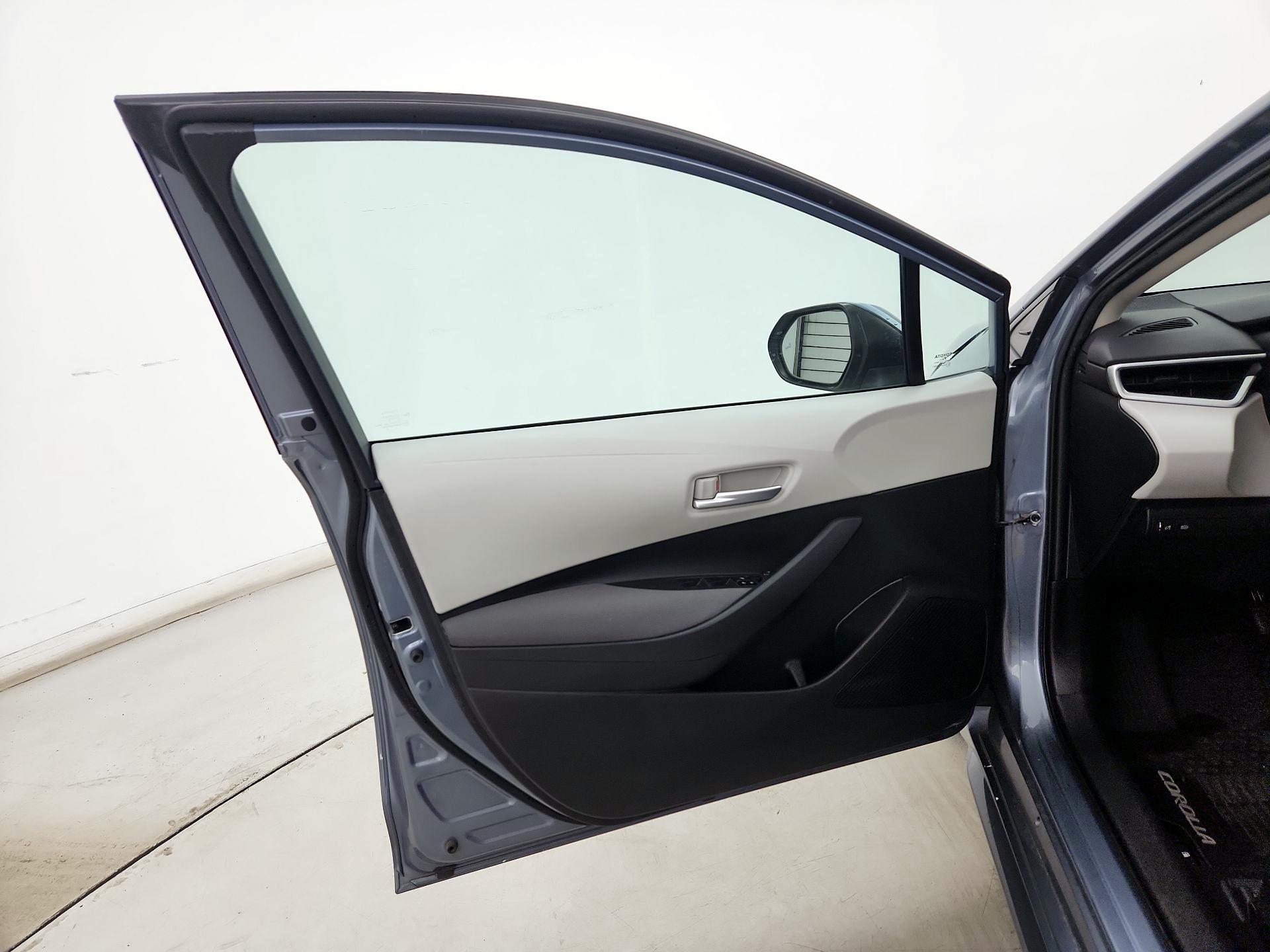 Thumbnail: 2020 Toyota Corolla - 12