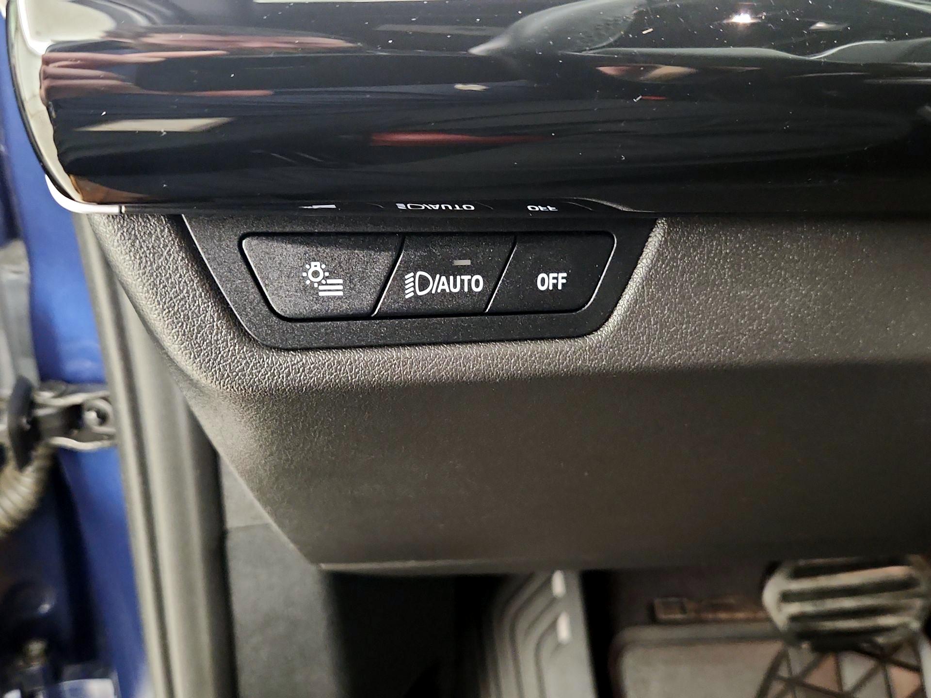 Thumbnail: 2023 BMW X1 - 13