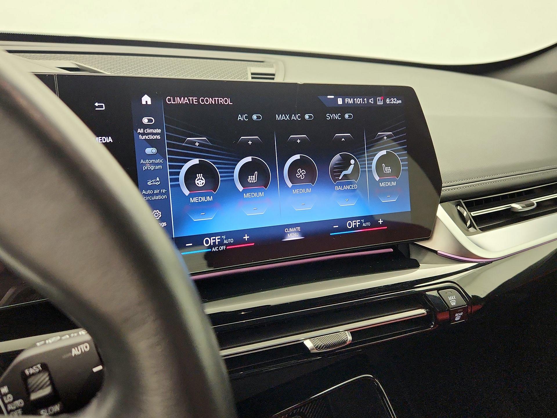 Thumbnail: 2023 BMW X1 - 17