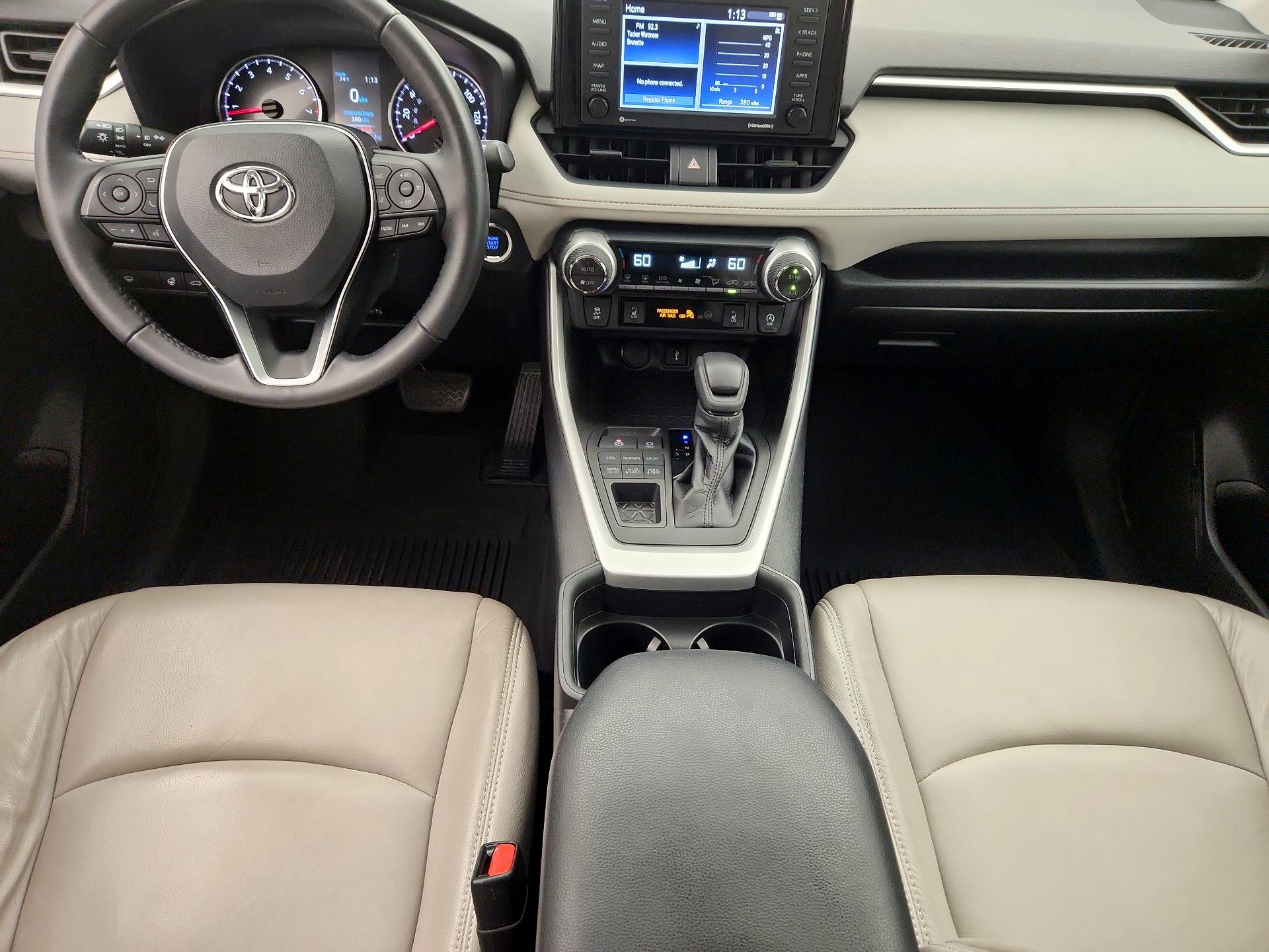 Thumbnail: 2021 Toyota RAV4 - 9