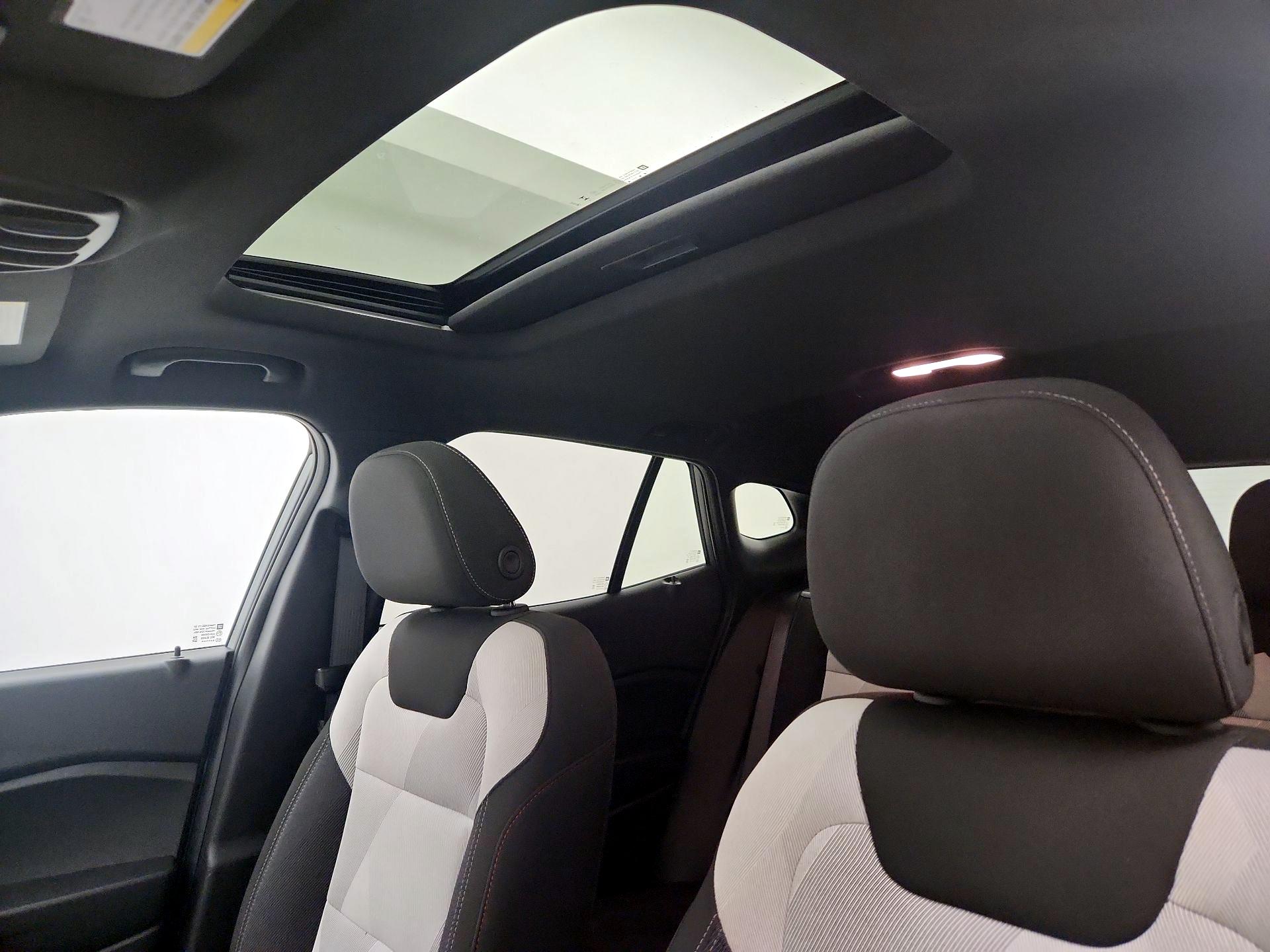 Thumbnail: 2025 Chevrolet Trax - 19