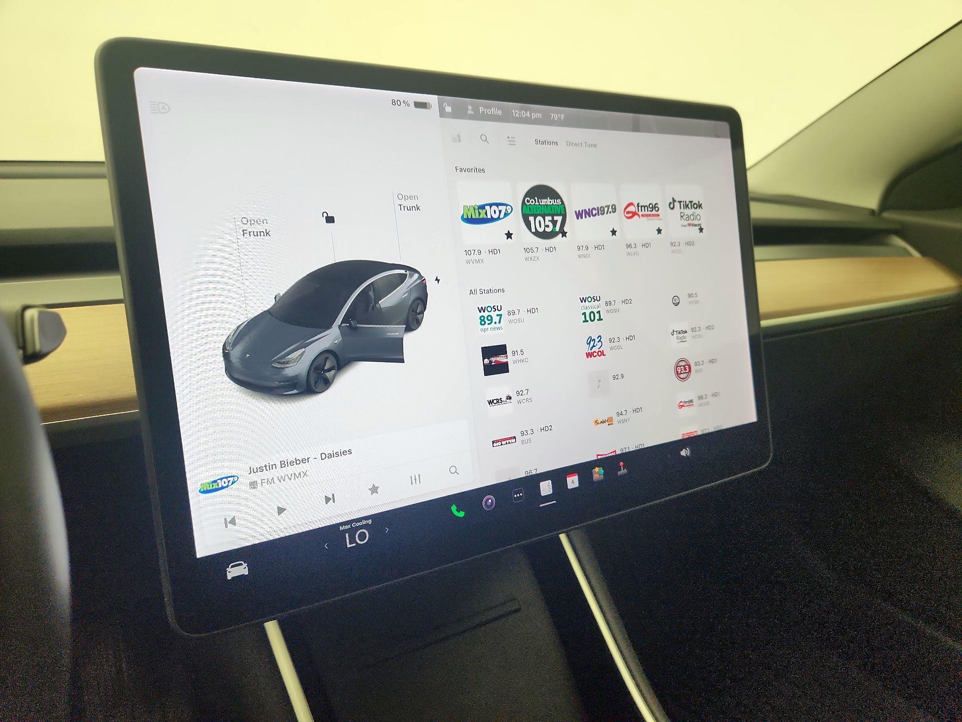 Thumbnail: 2019 Tesla Model 3 - 15