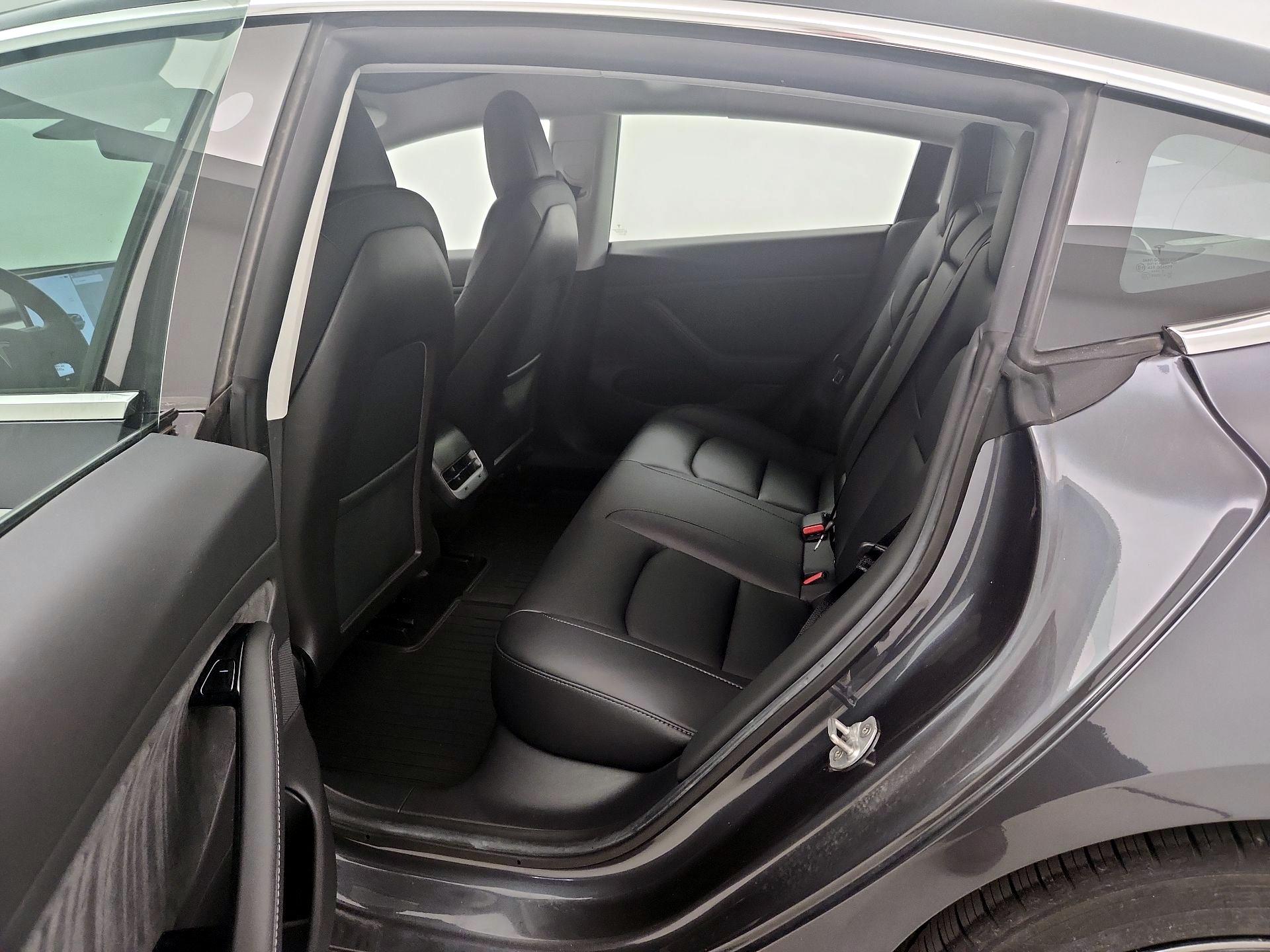 Thumbnail: 2019 Tesla Model 3 - 19