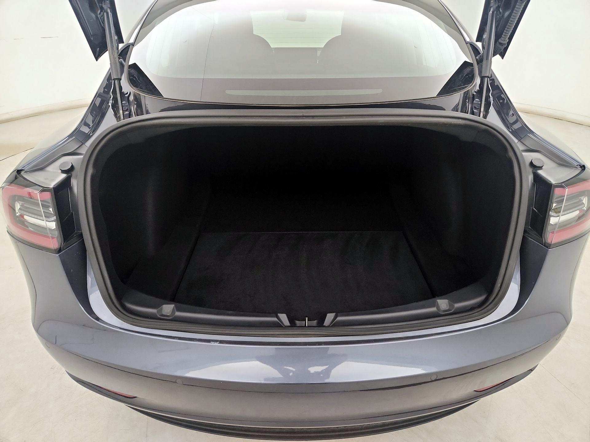 Thumbnail: 2019 Tesla Model 3 - 20