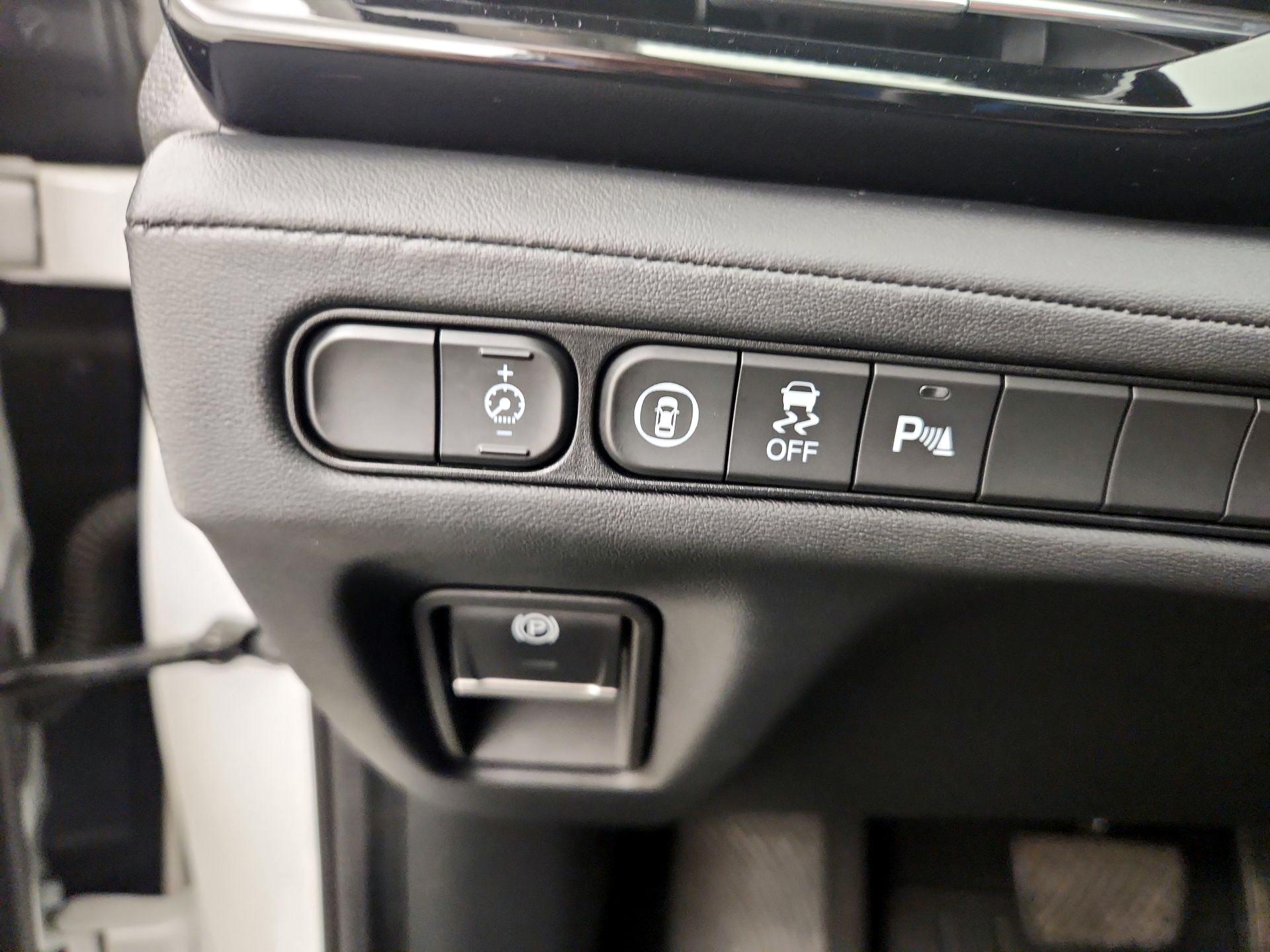 Thumbnail: 2022 Acura MDX - 13