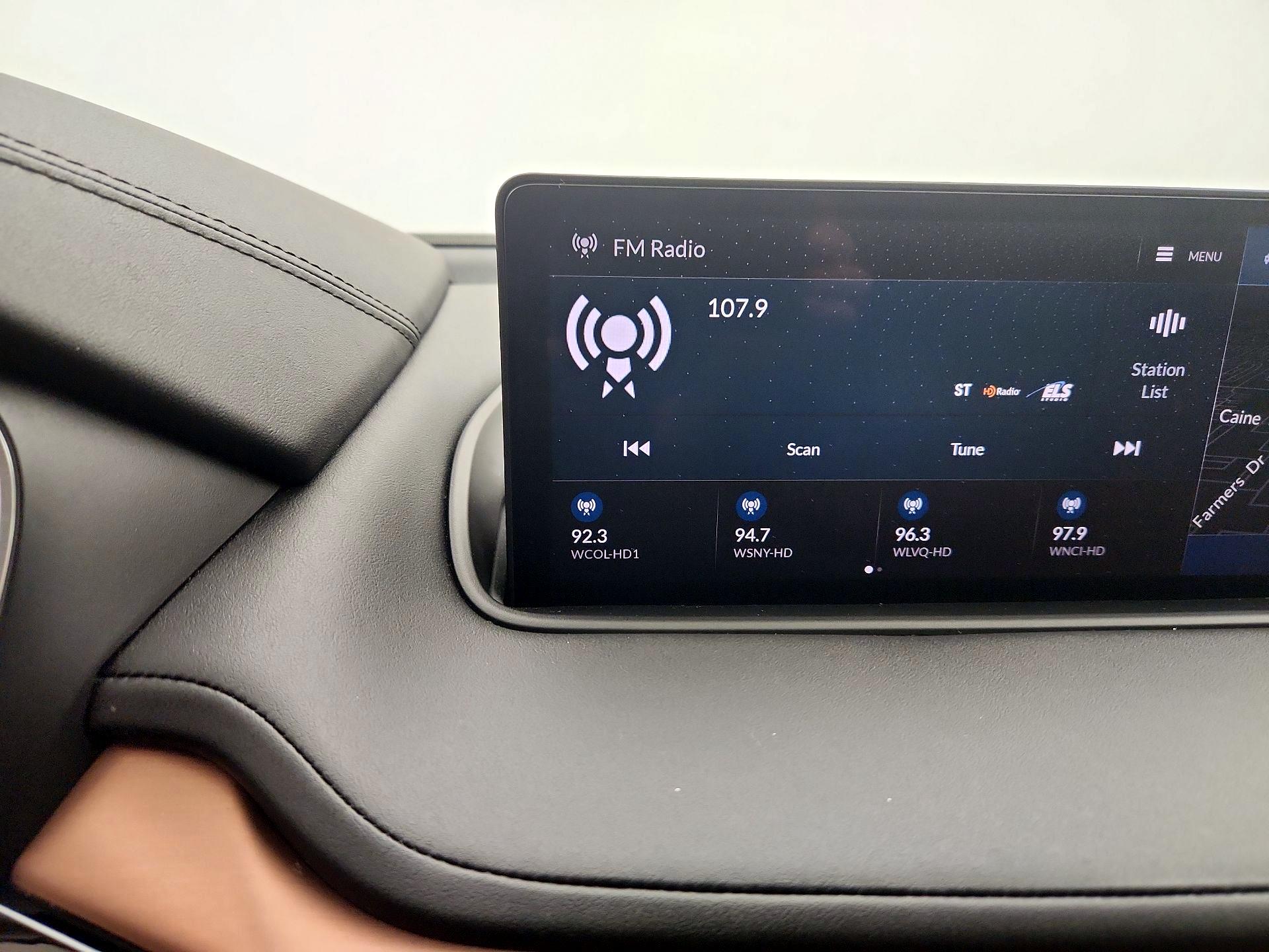 Thumbnail: 2022 Acura MDX - 16