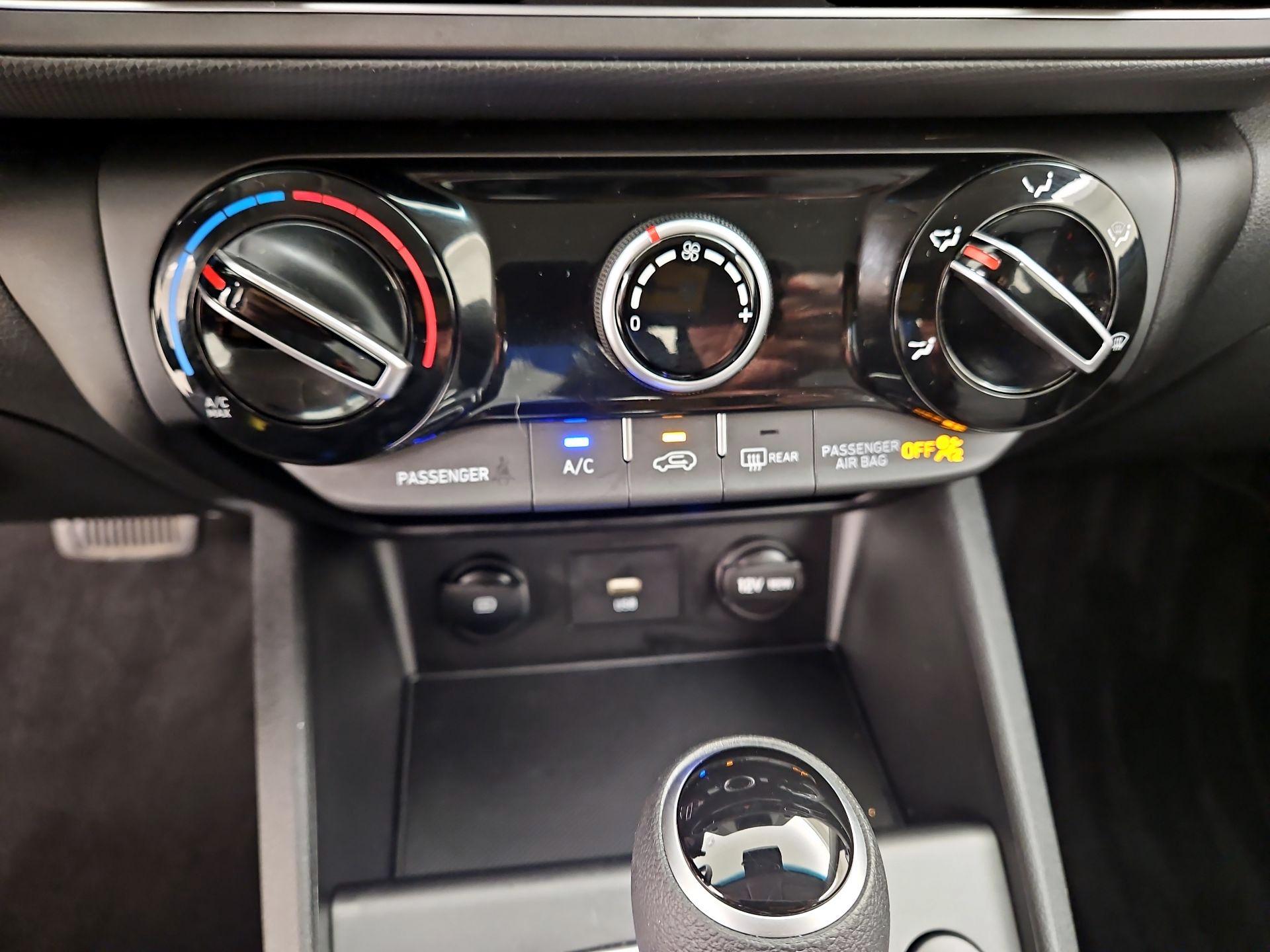 Thumbnail: 2023 Hyundai Kona - 16