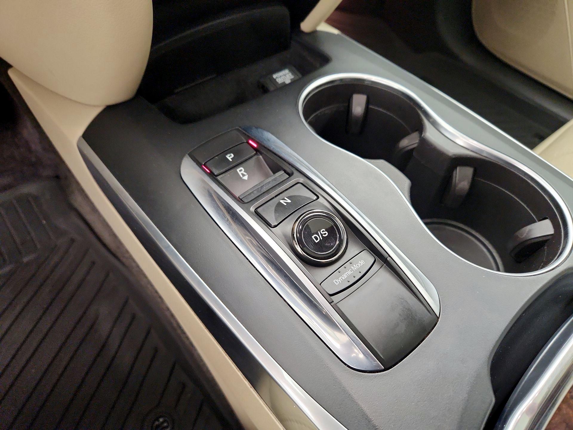 Thumbnail: 2017 Acura MDX - 17