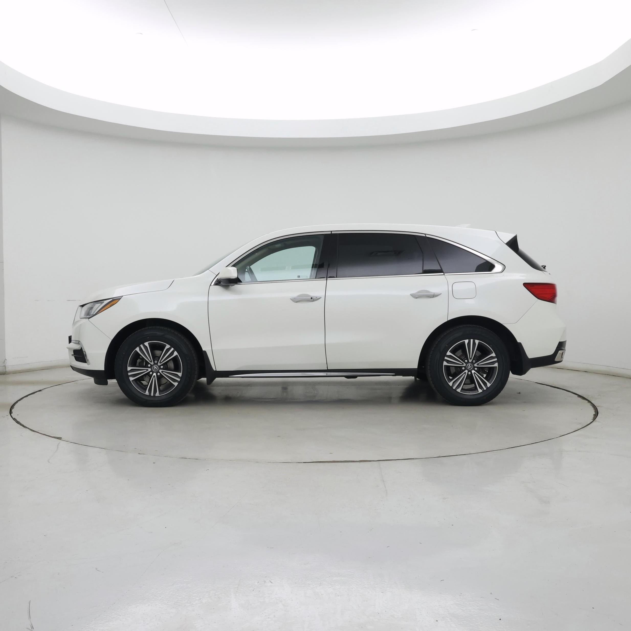 Thumbnail: 2017 Acura MDX - 3