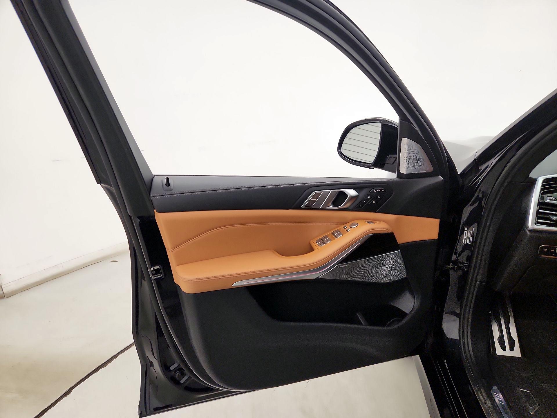 Thumbnail: 2021 BMW X7 - 12