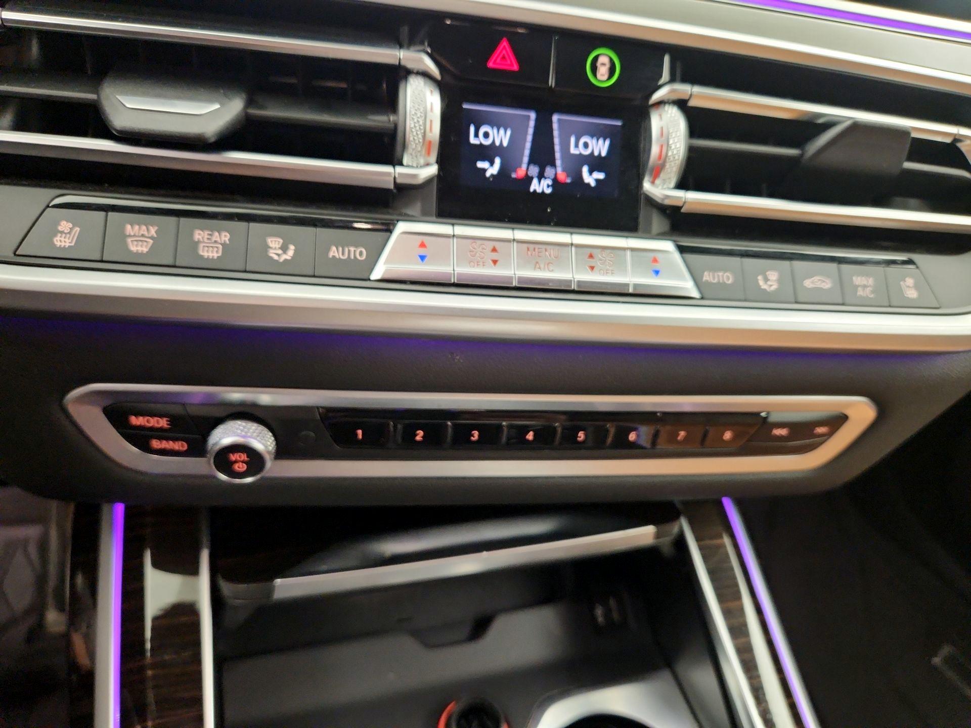 Thumbnail: 2021 BMW X7 - 17