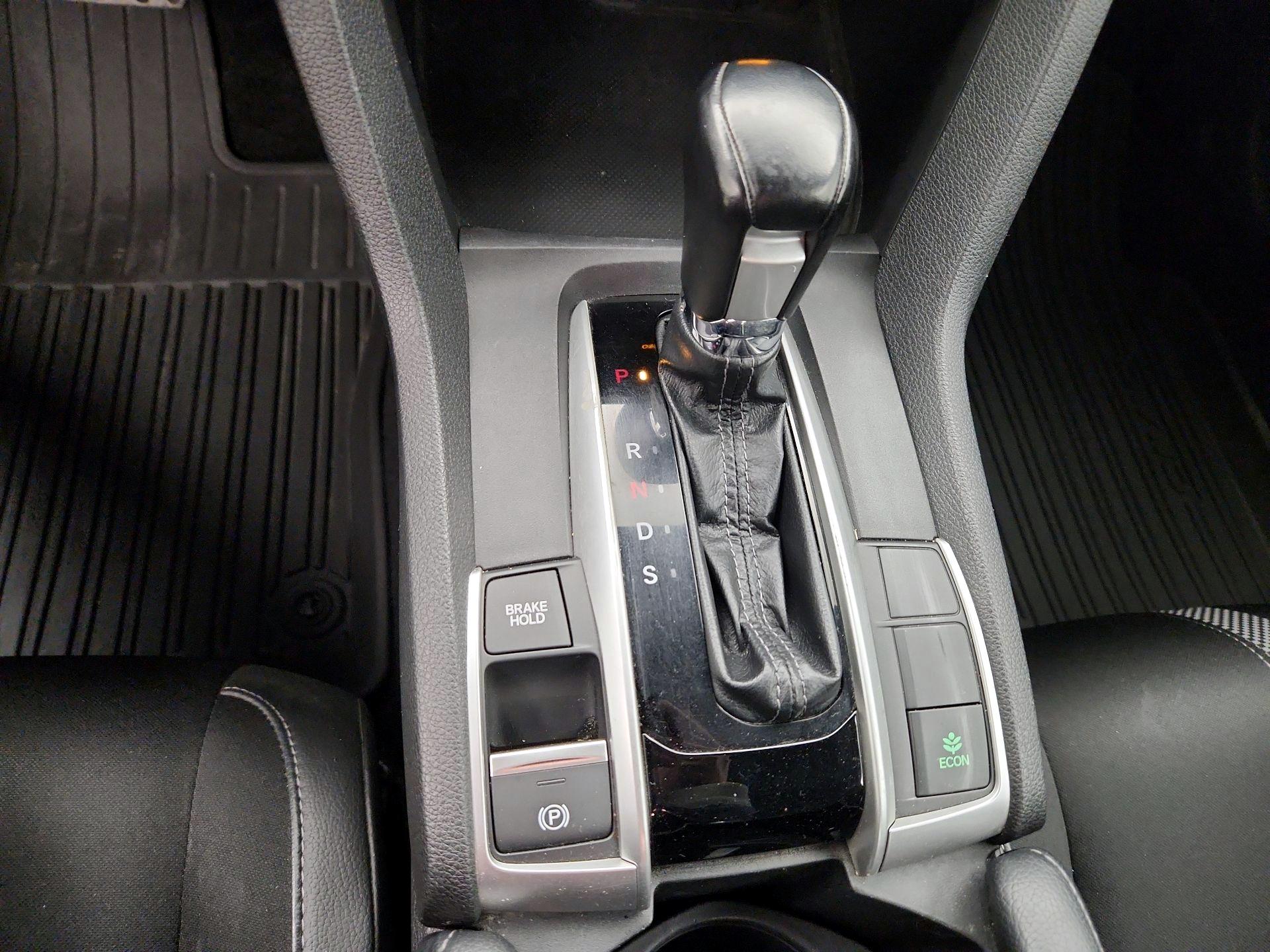 Thumbnail: 2019 Honda Civic - 17