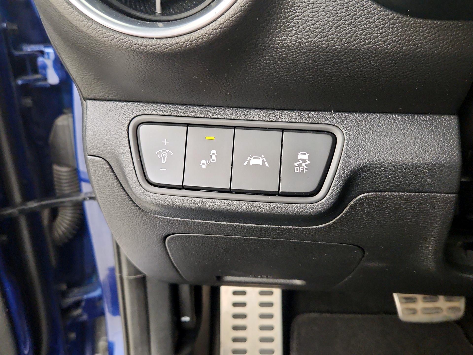 Thumbnail: 2021 Kia Forte - 13