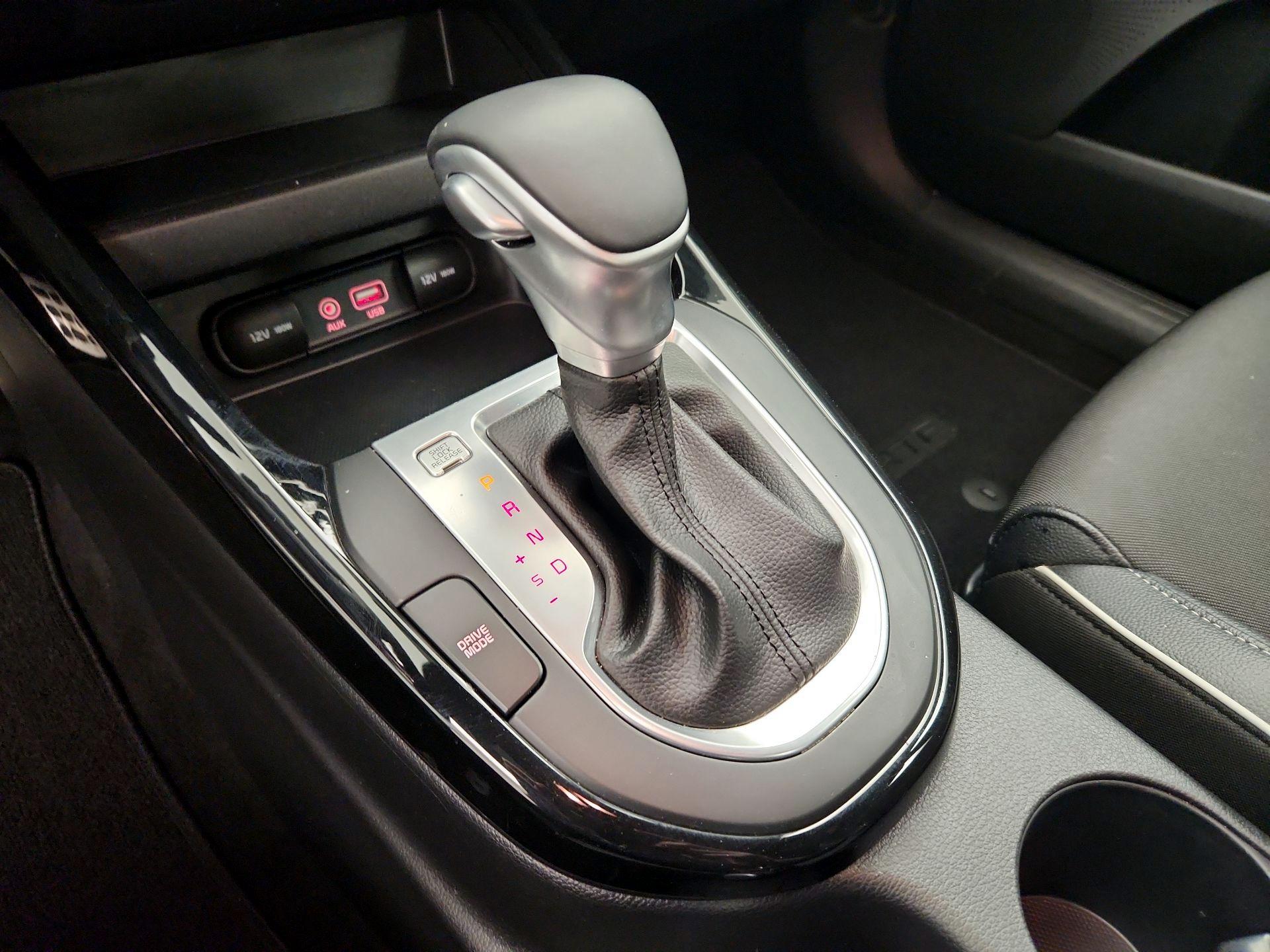 Thumbnail: 2021 Kia Forte - 17