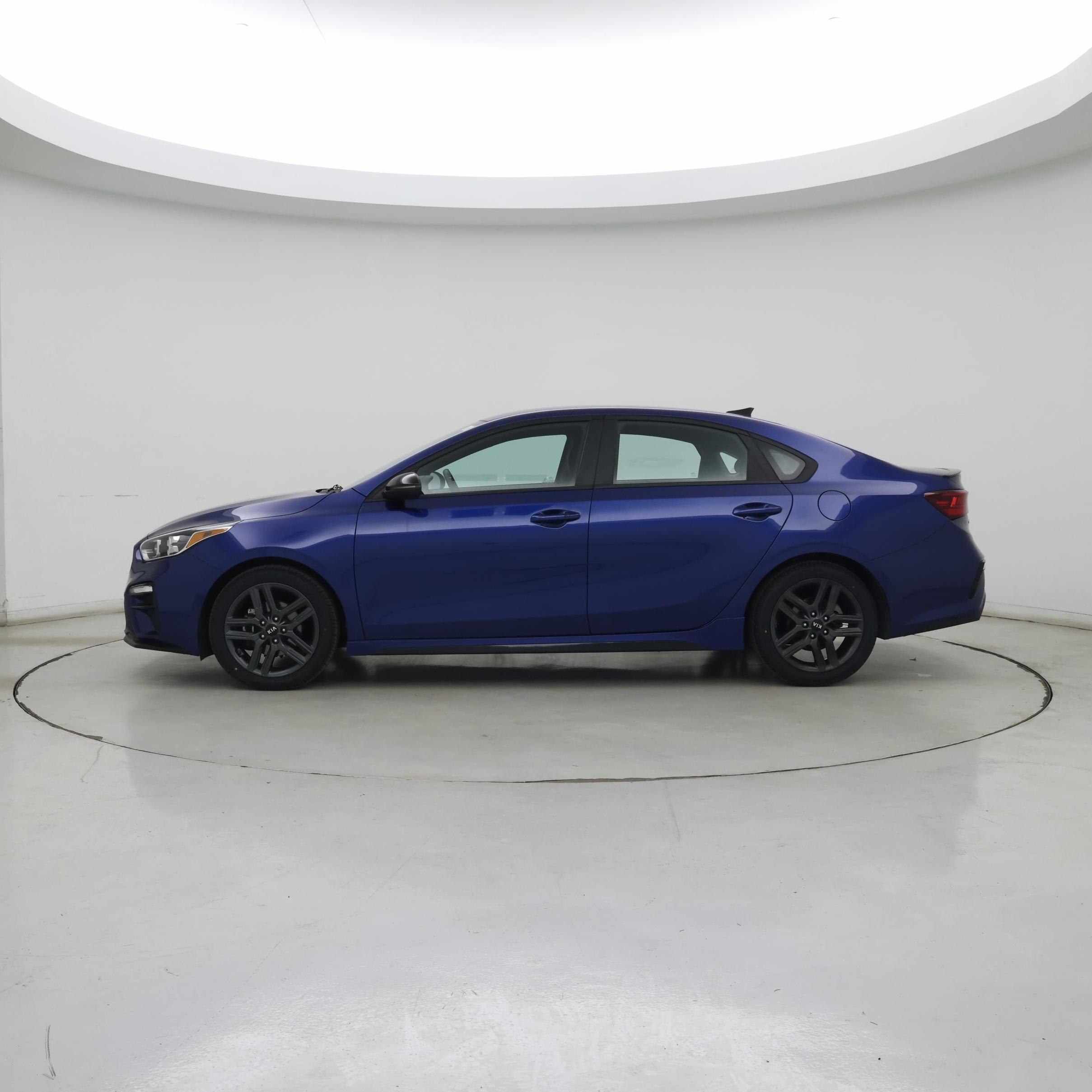Thumbnail: 2021 Kia Forte - 3