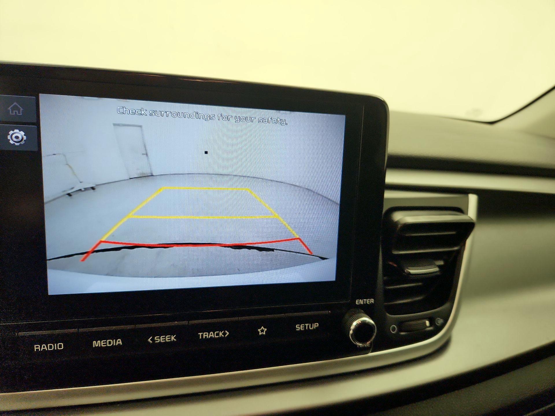 Thumbnail: 2022 Kia Rio - 14