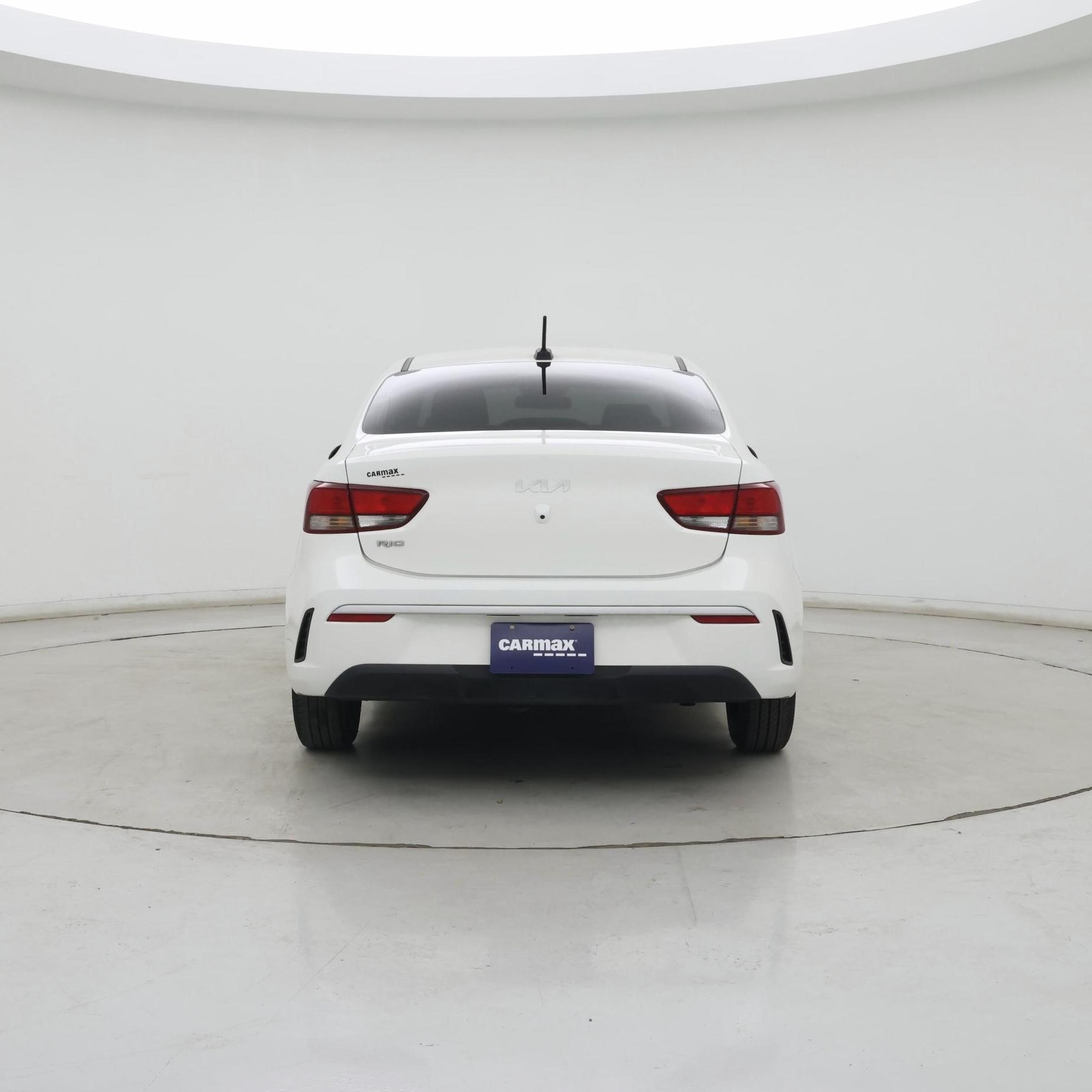 Thumbnail: 2022 Kia Rio - 8