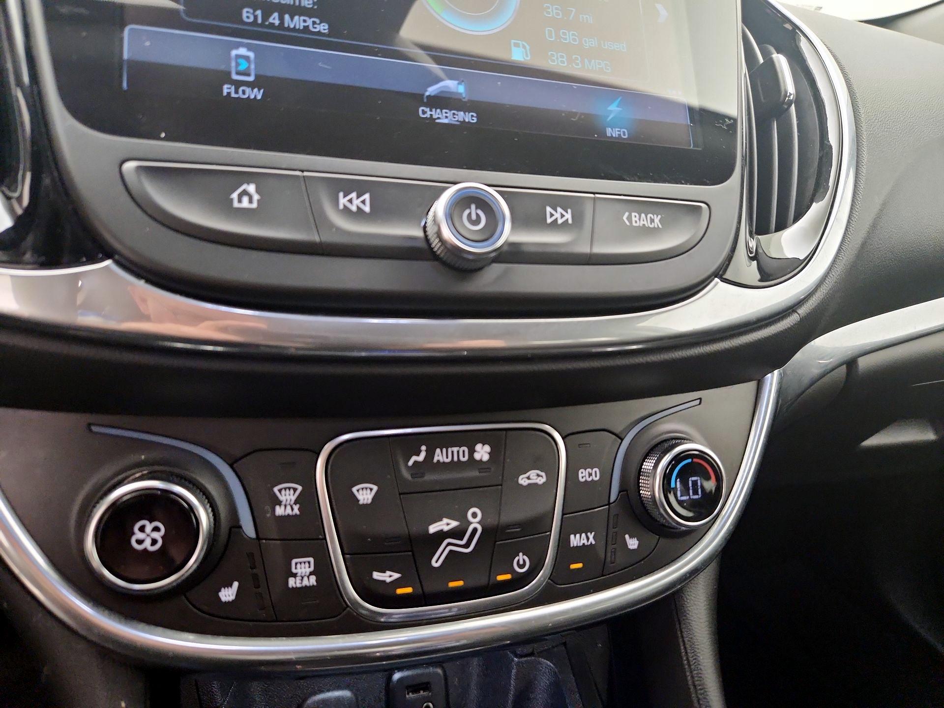 Thumbnail: 2017 Chevrolet Volt - 17