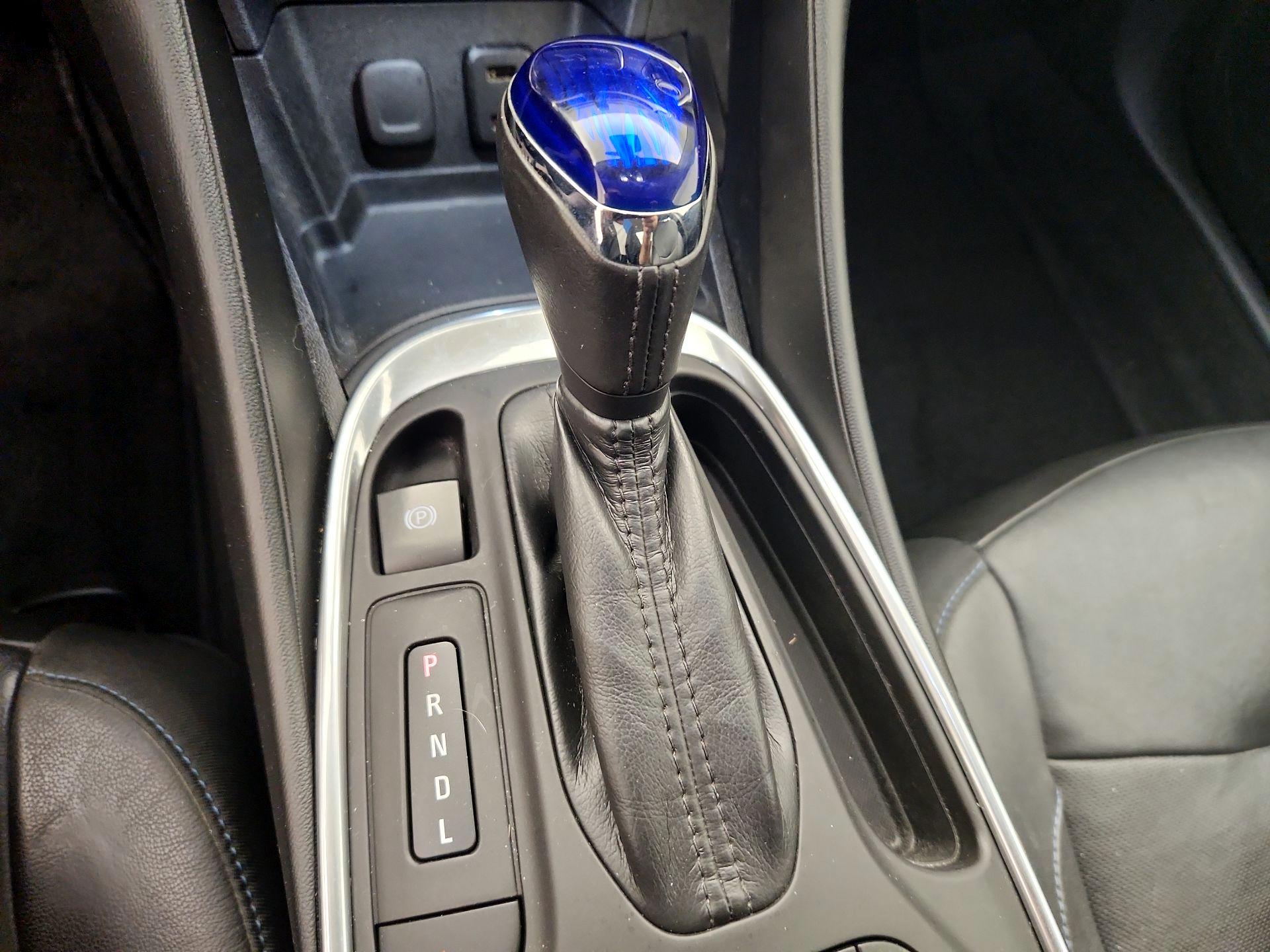 Thumbnail: 2017 Chevrolet Volt - 18