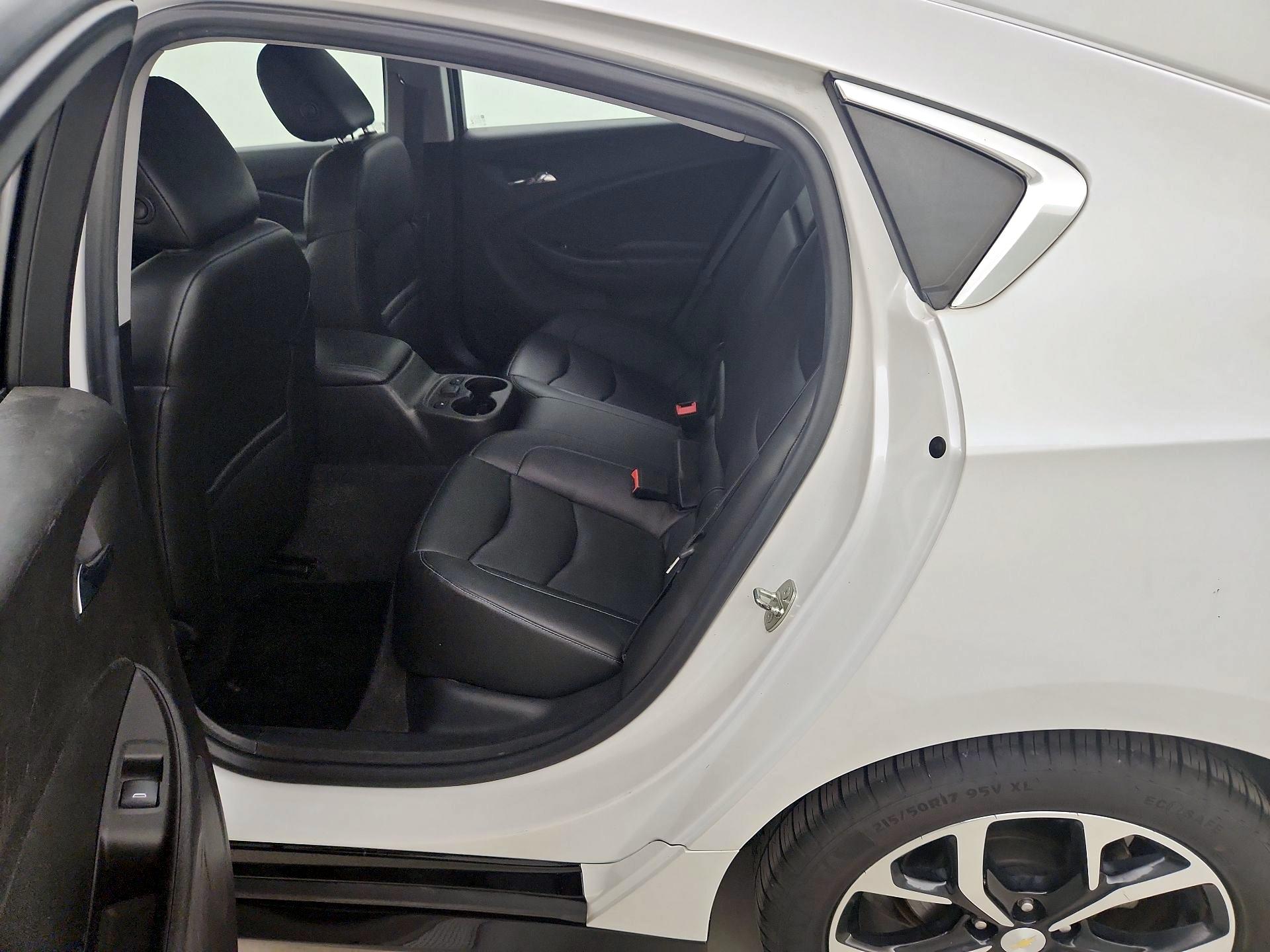 Thumbnail: 2017 Chevrolet Volt - 20