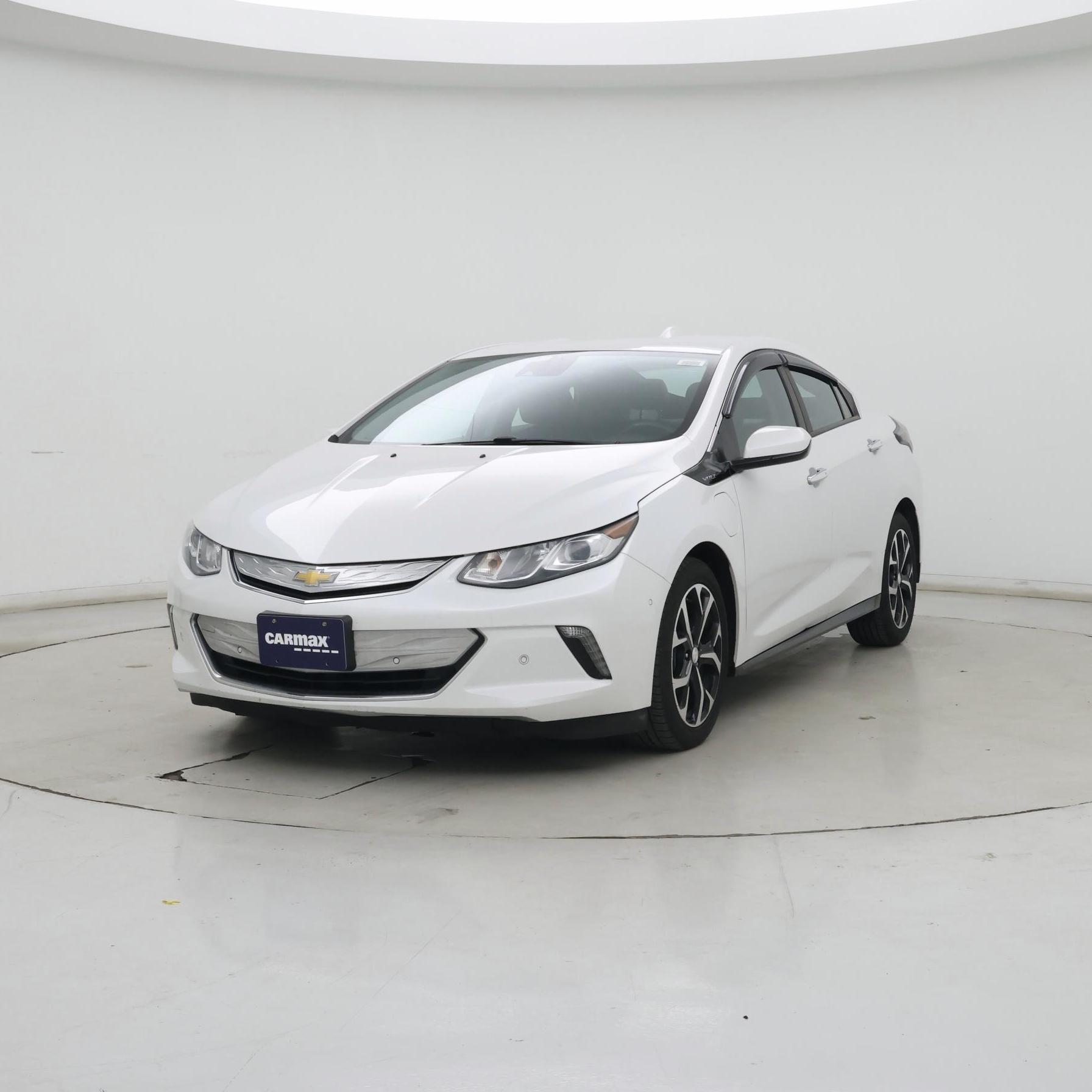 Thumbnail: 2017 Chevrolet Volt - 5