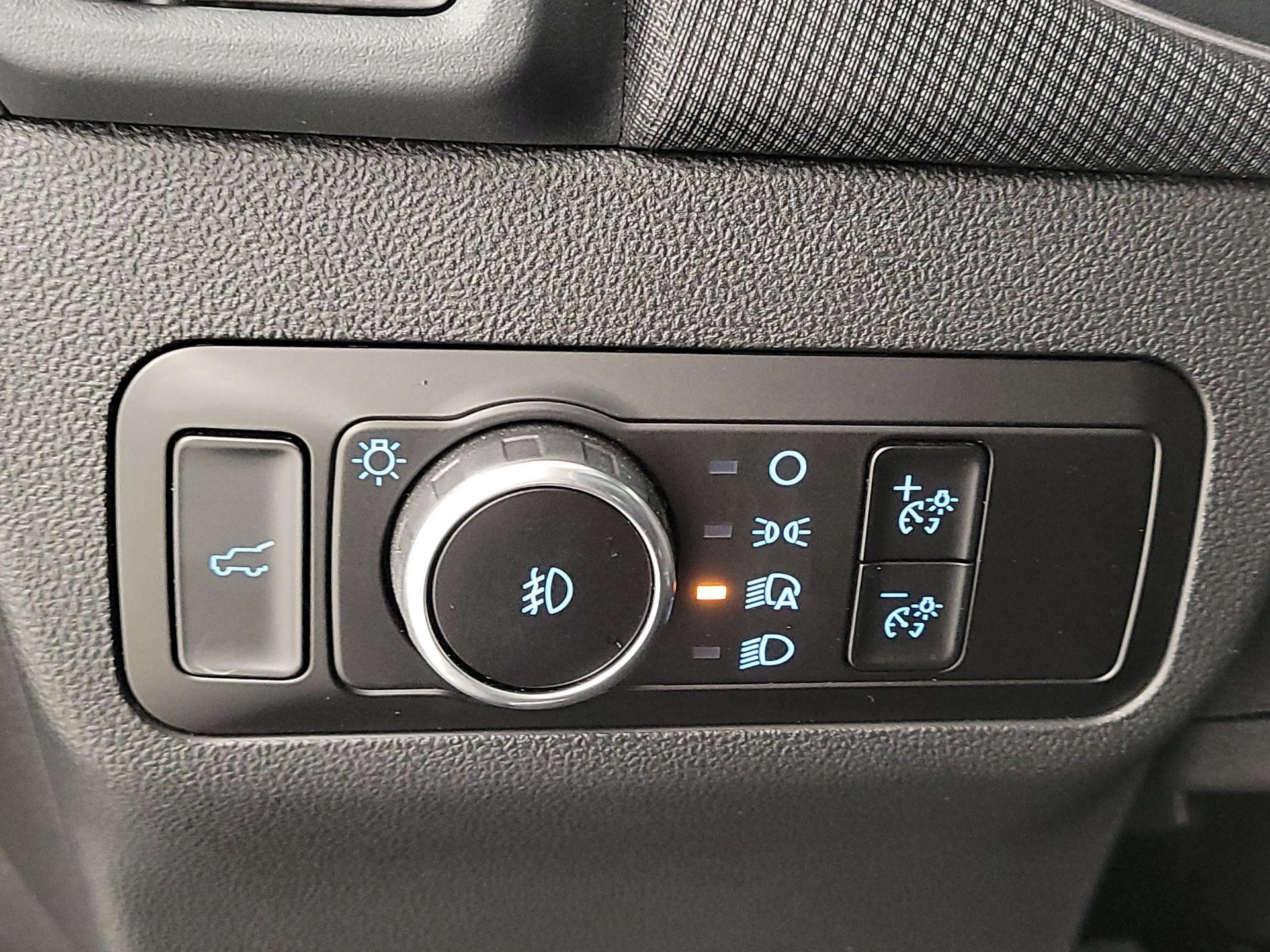 Thumbnail: 2023 Ford Bronco Sport - 13