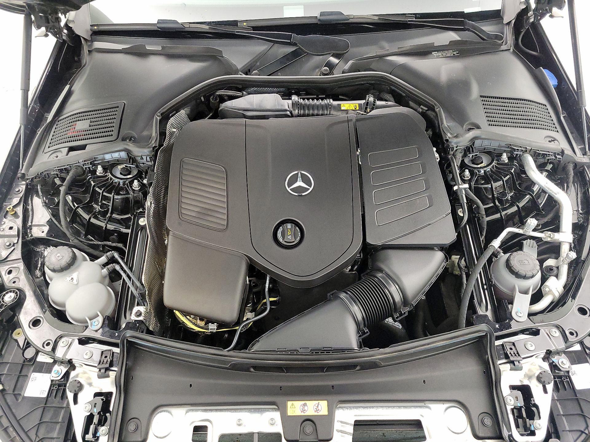 Thumbnail: 2025 Mercedes-Benz C-Class - 20