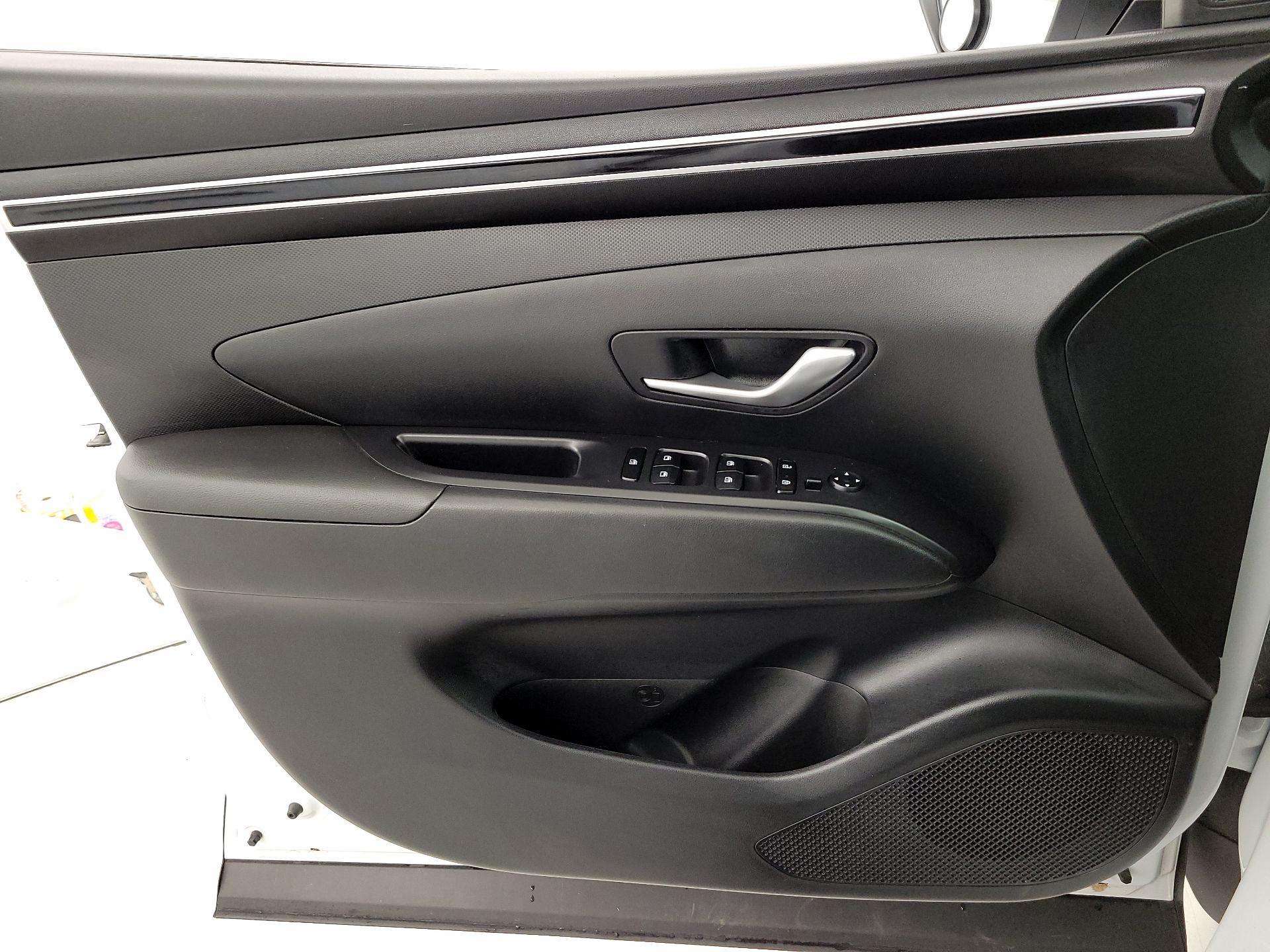 Thumbnail: 2022 Hyundai Santa Cruz - 13