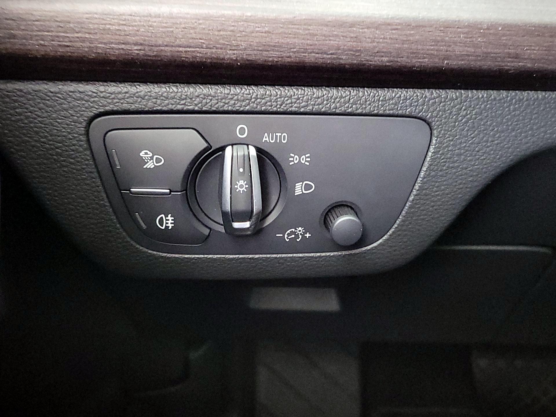 Thumbnail: 2021 Audi Q5 - 13