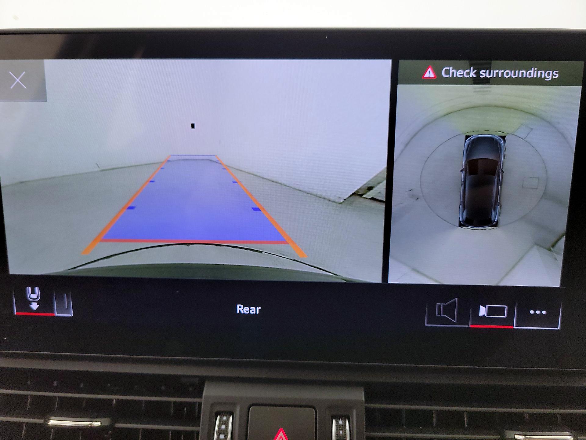 Thumbnail: 2021 Audi Q5 - 14