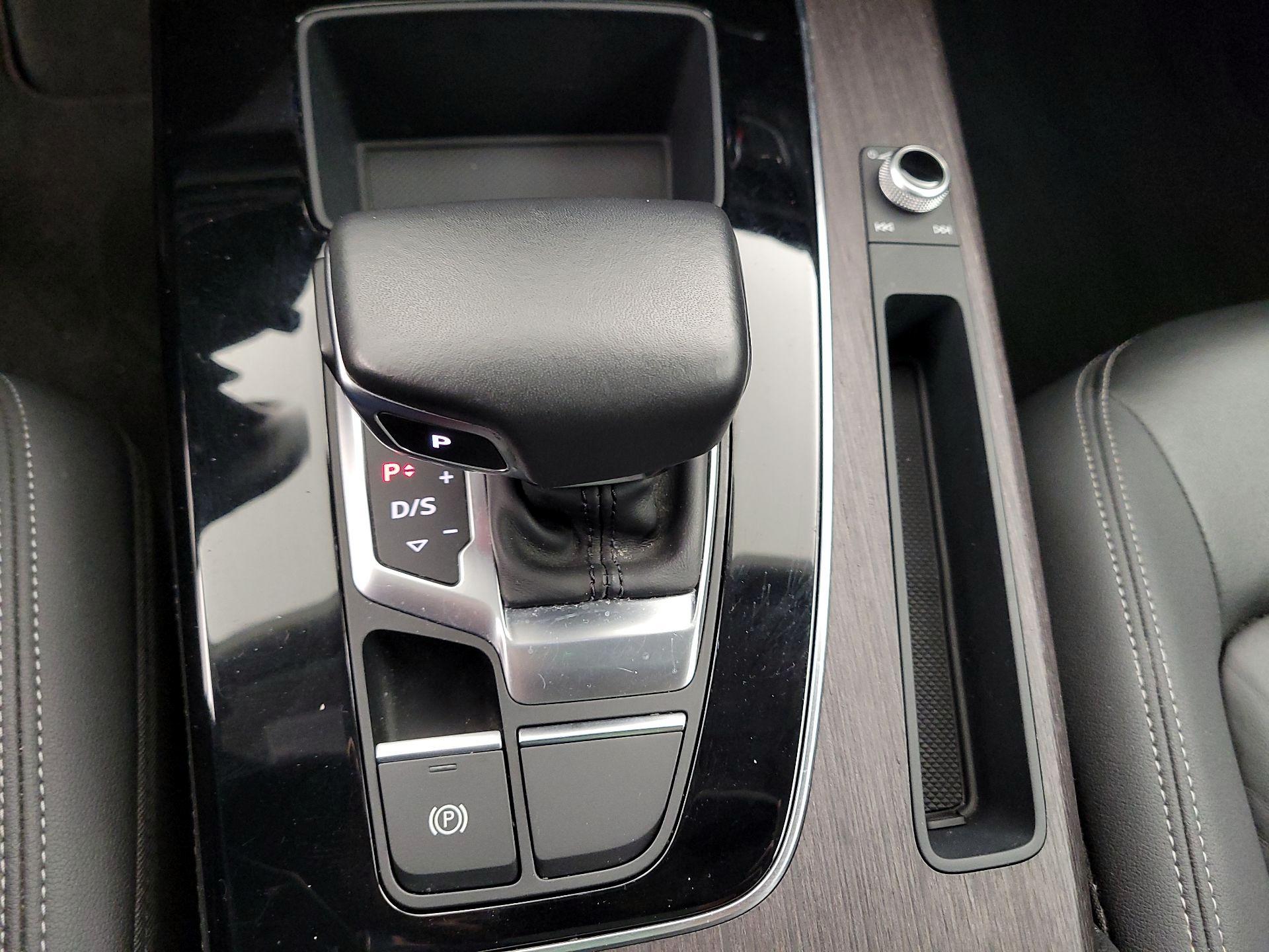 Thumbnail: 2021 Audi Q5 - 17