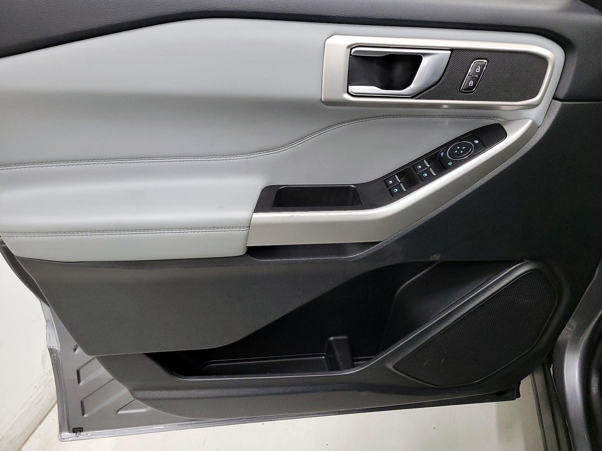 Thumbnail: 2023 Ford Explorer - 12